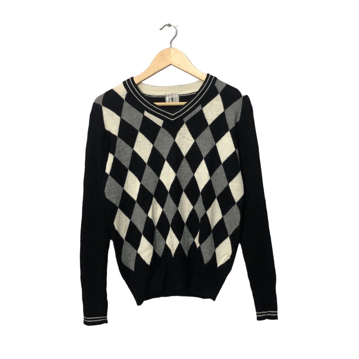 Homespun Knitwear Vintage Takeo Kikuchi V Neck Diamond Knitwear Sweater Jumper Size S / US 4 / IT 40 - 1 Thumbnail