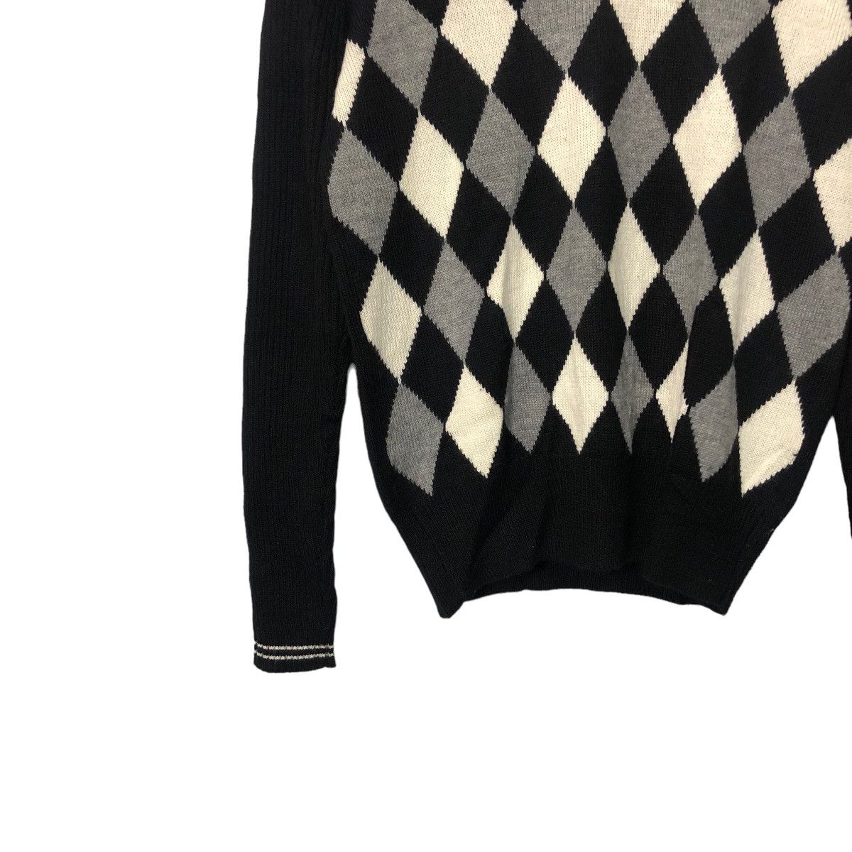 Homespun Knitwear Vintage Takeo Kikuchi V Neck Diamond Knitwear Sweater Jumper Size S / US 4 / IT 40 - 3 Thumbnail
