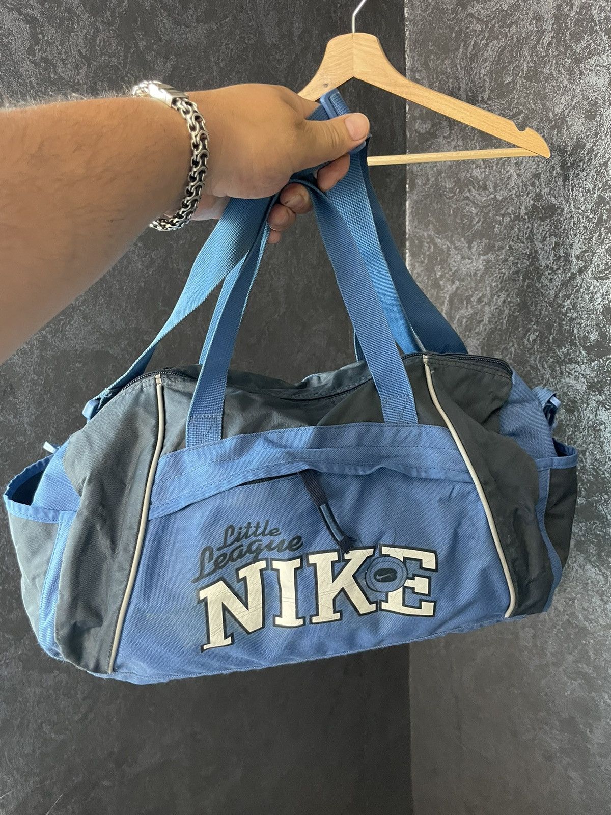 Nike × Vintage Nike Track Crossbody Vintage Nylon Bag Drill Swoosh Y2K Rare Size ONE SIZE - 1 Thumbnail