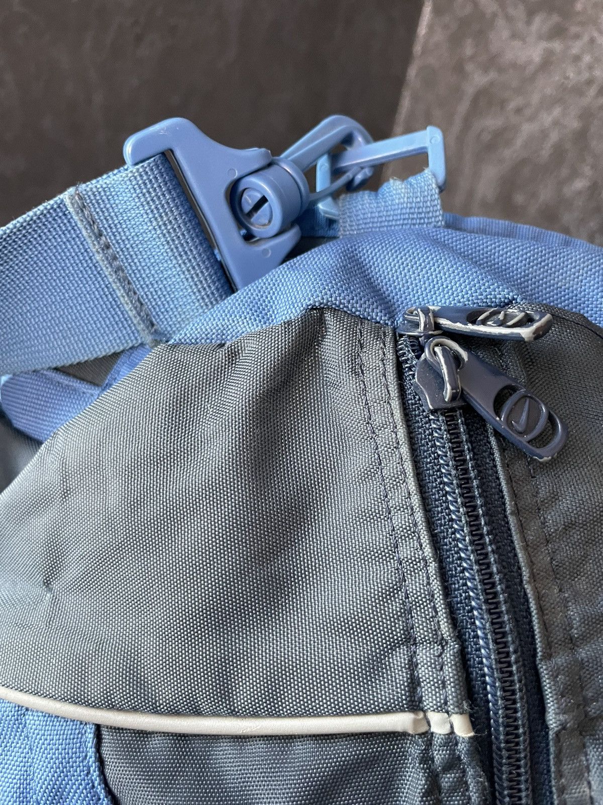 Nike × Vintage Nike Track Crossbody Vintage Nylon Bag Drill Swoosh Y2K Rare Size ONE SIZE - 5 Thumbnail
