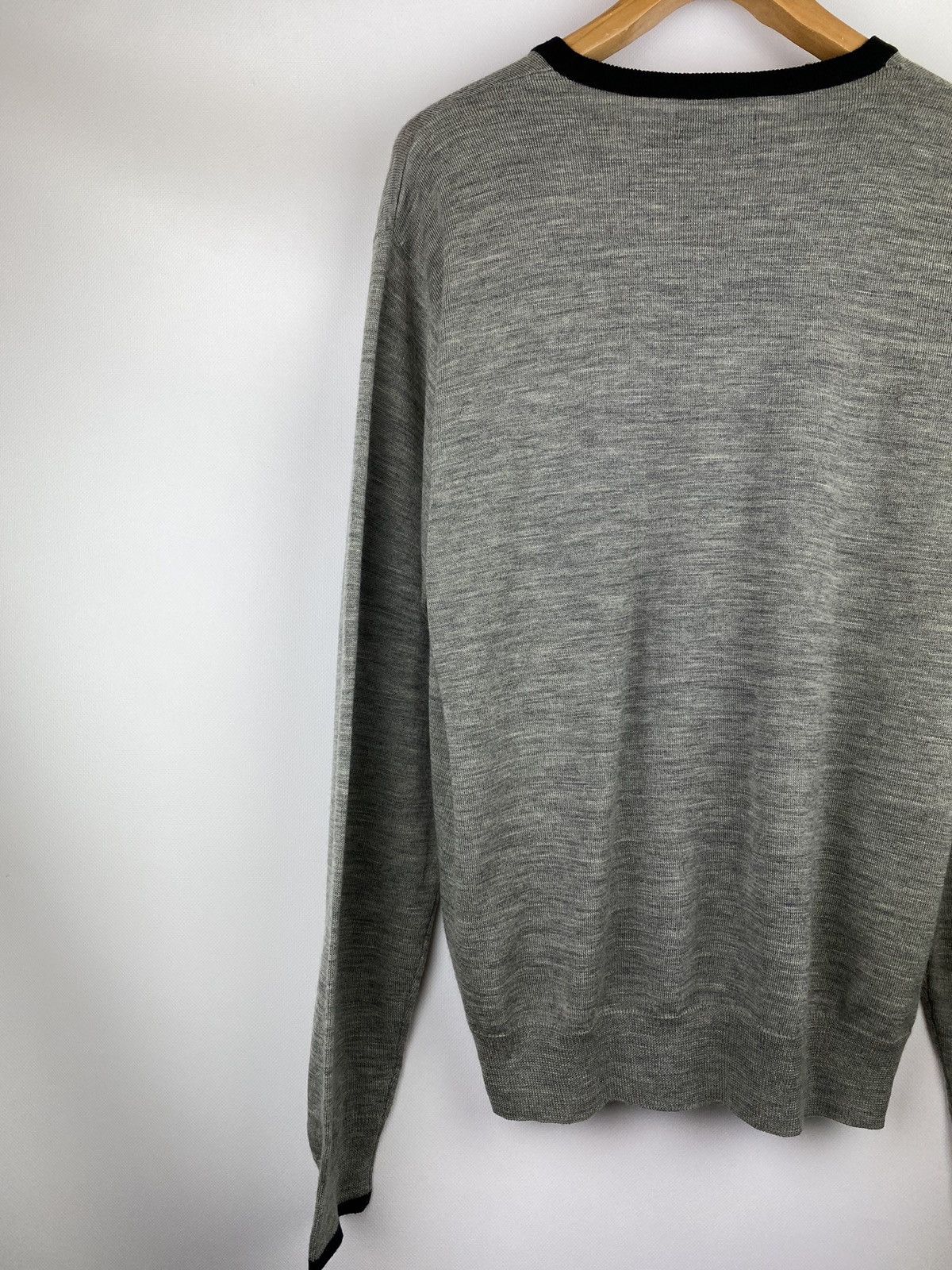 Fred Perry Fred Perry men’s wool v-neck sweater pullover size Xl gray Size US XL / EU 56 / 4 - 11 Thumbnail