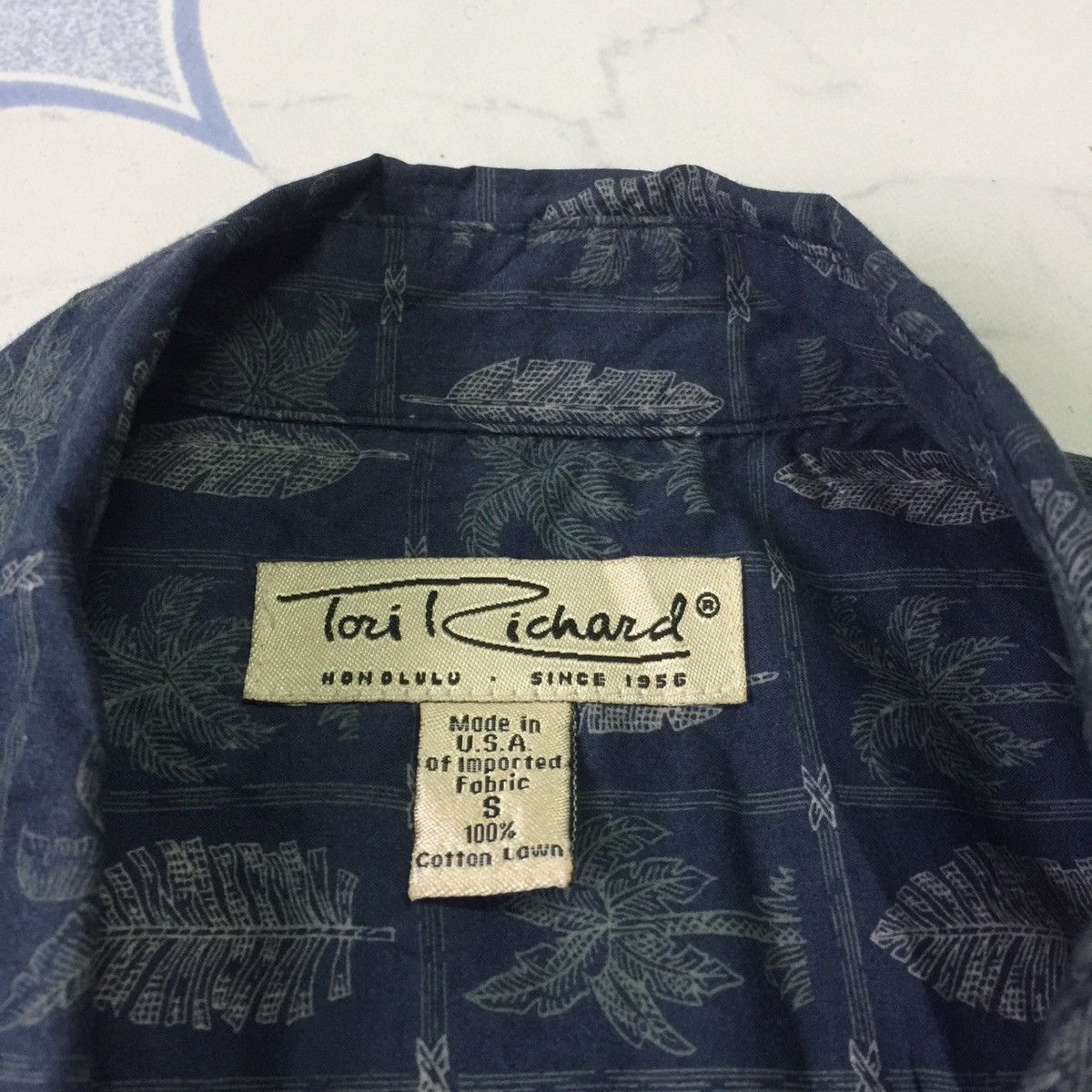 Other Tori Richard Great Hawaii Plant Design Size S Size US S / EU 44-46 / 1 - 7 Thumbnail