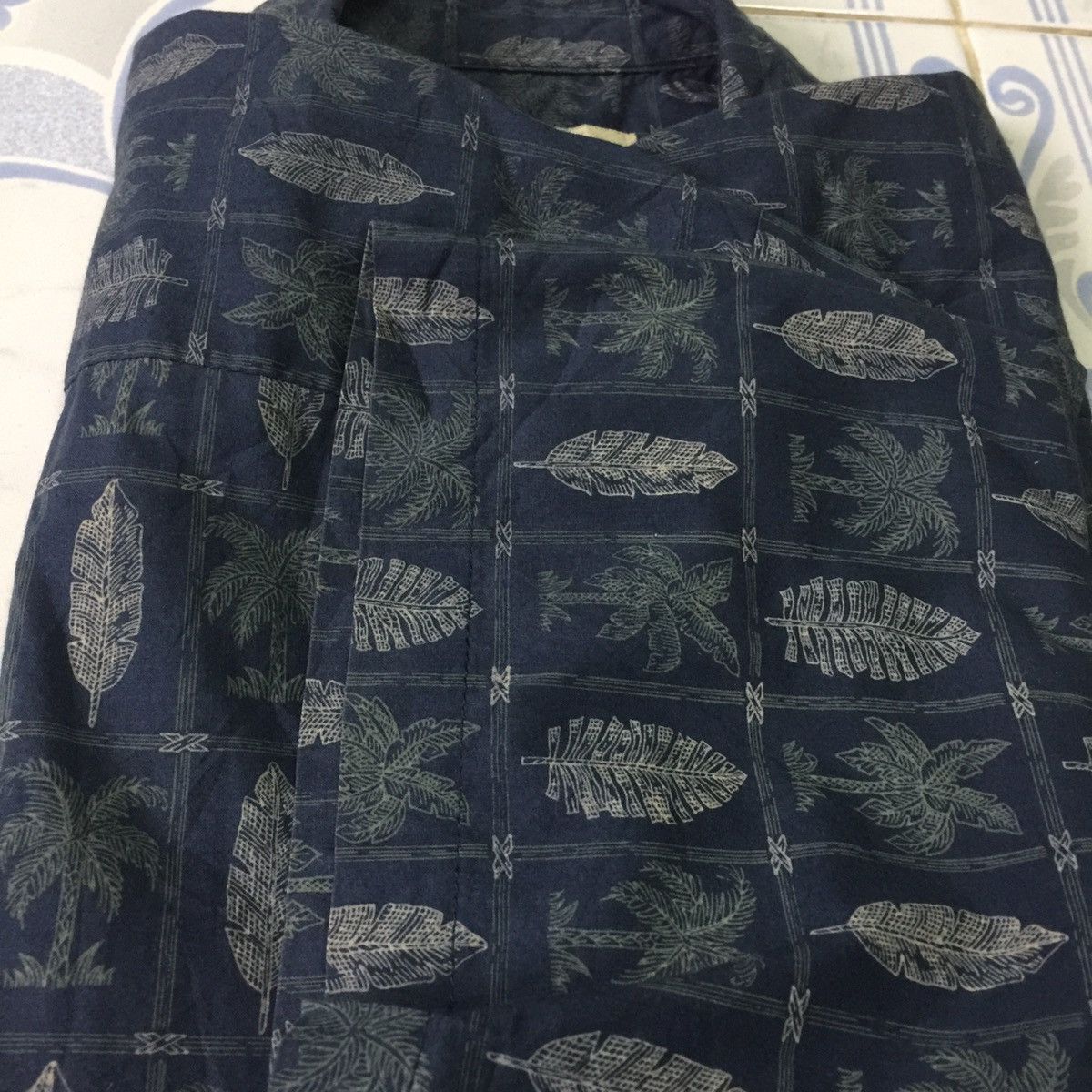 Other Tori Richard Great Hawaii Plant Design Size S Size US S / EU 44-46 / 1 - 14 Thumbnail