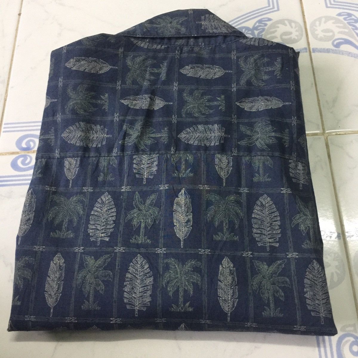 Other Tori Richard Great Hawaii Plant Design Size S Size US S / EU 44-46 / 1 - 16 Thumbnail