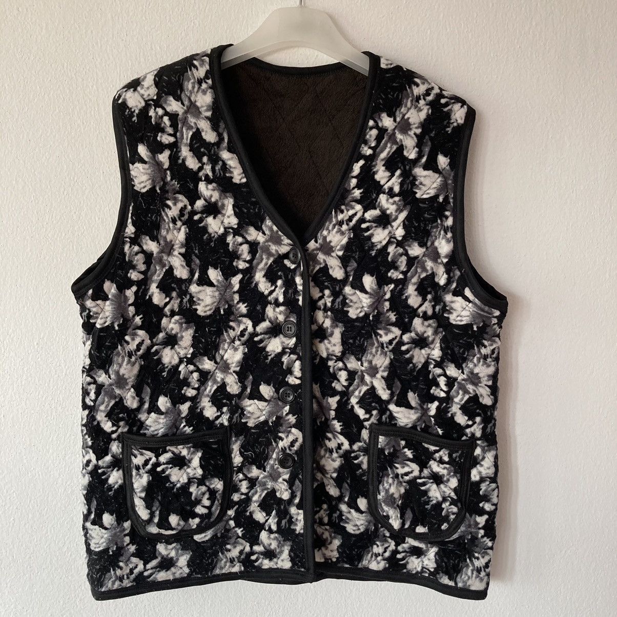 Japanese Brand Black/White Flowering Vest Size M / US 6-8 / IT 42-44 - 7 Thumbnail