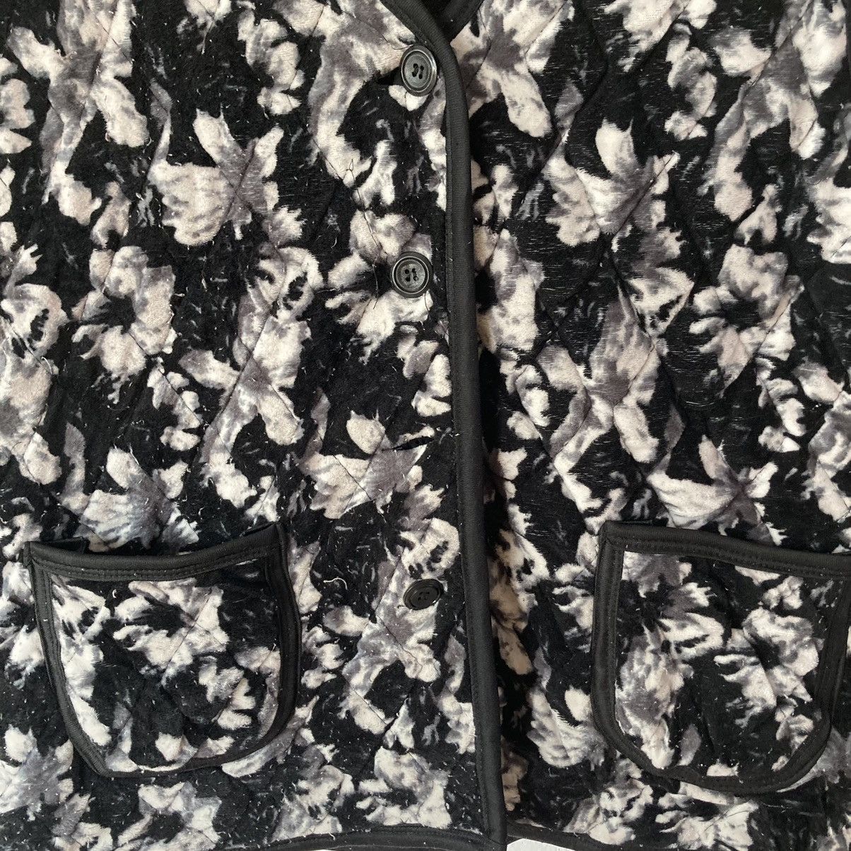 Japanese Brand Black/White Flowering Vest Size M / US 6-8 / IT 42-44 - 3 Thumbnail