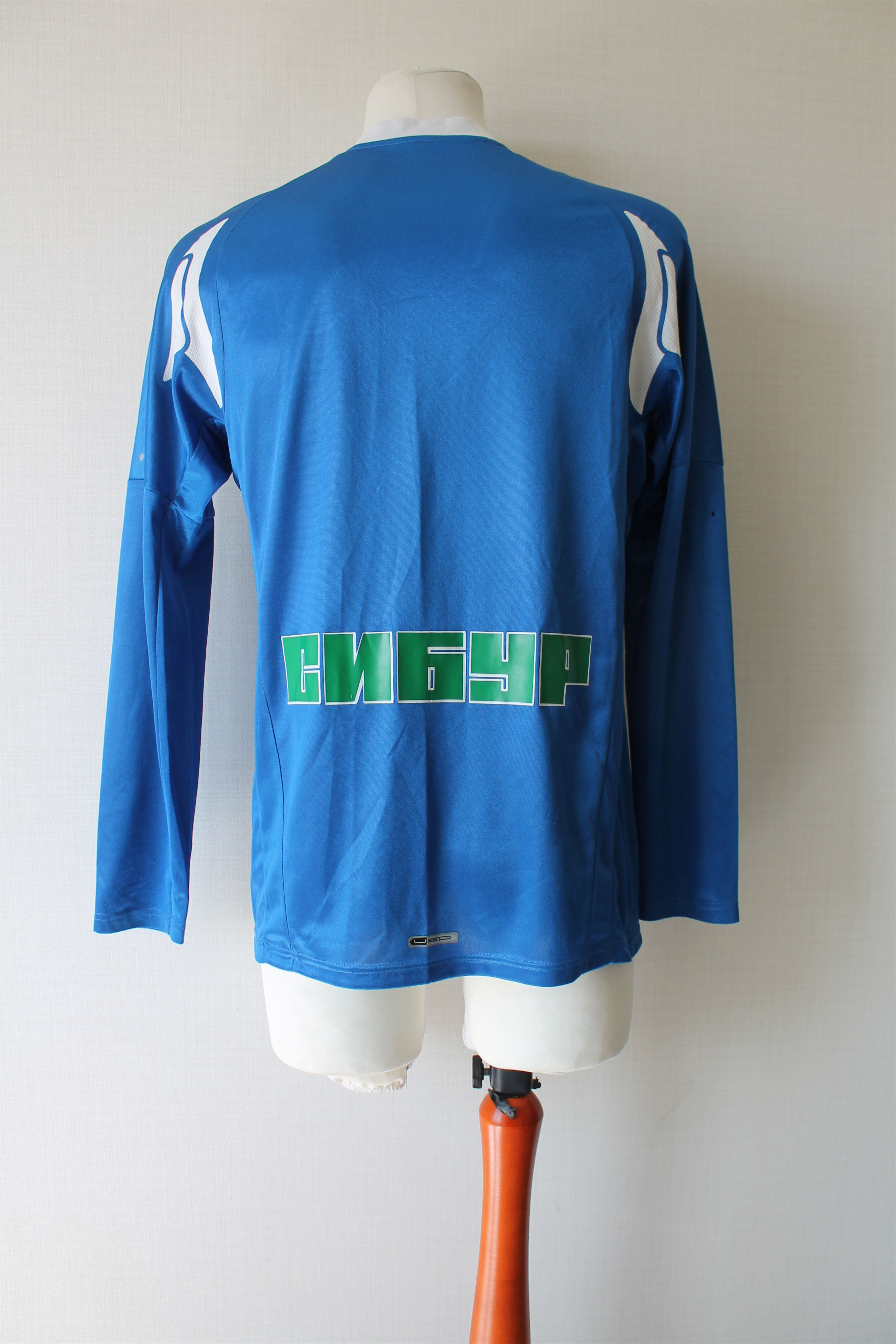 Vintage 2008 ZENIT Saint Petersburg Puma Soccer jersey Football Size US M / EU 48-50 / 2 - 8 Thumbnail