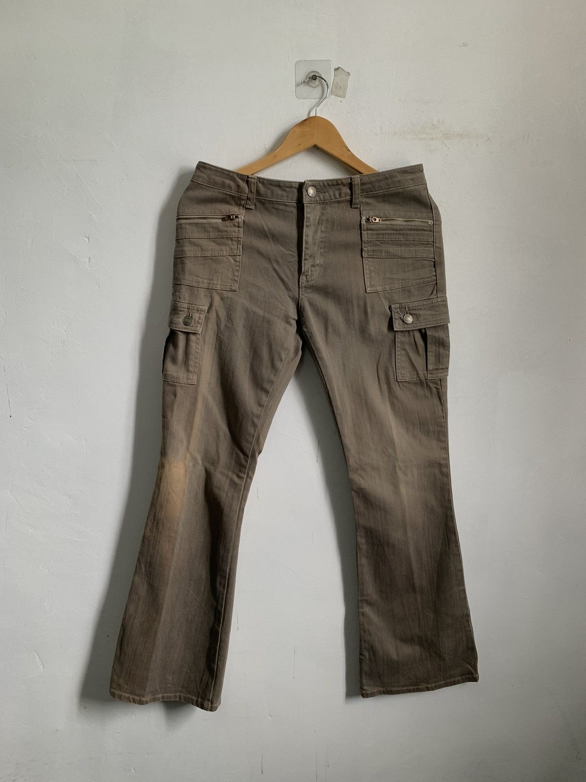 Back Rush Cargo Pants Style