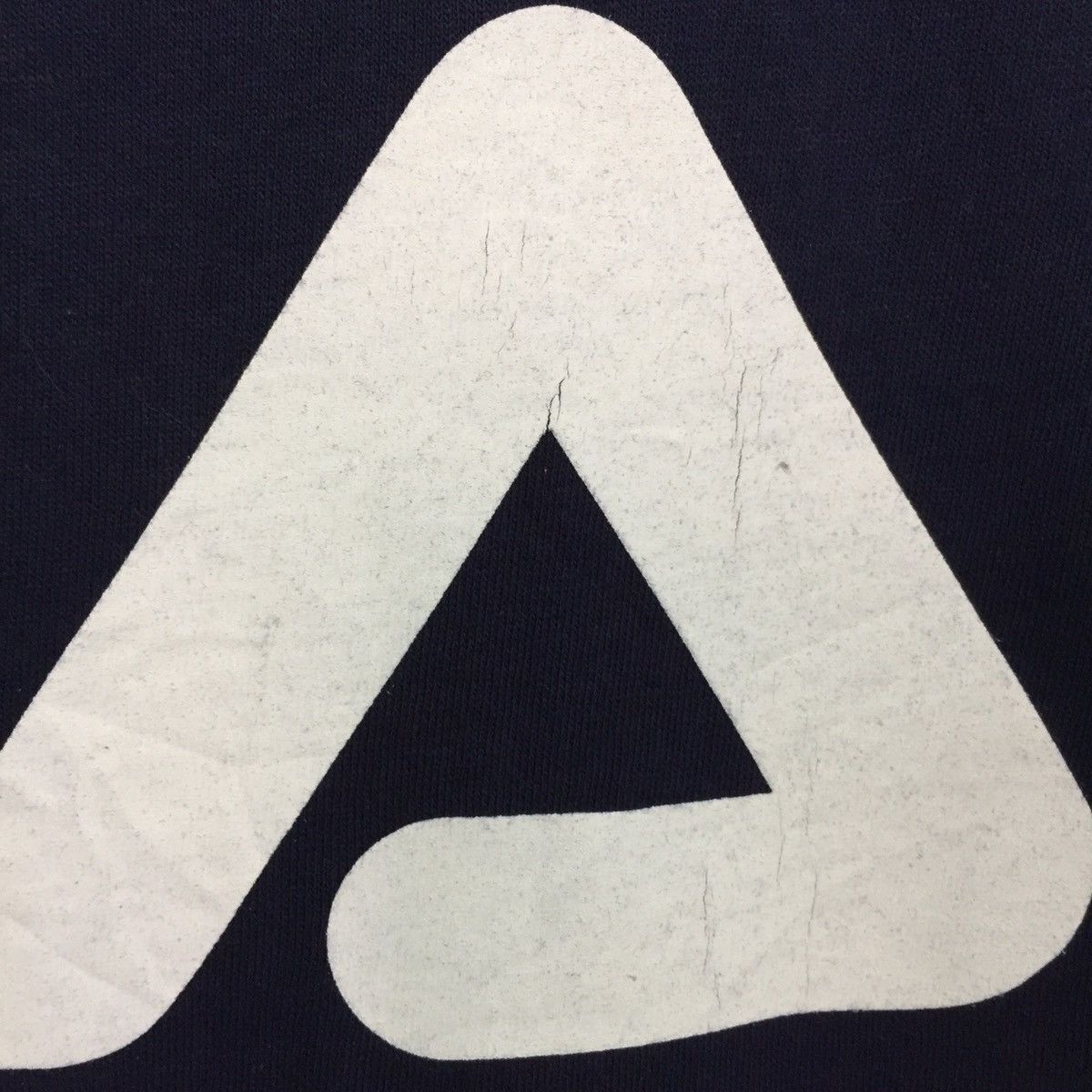Fila Vintage Fila Big Logo Tshirt Streetwear Tee Size US L / EU 52-54 / 3 - 9 Thumbnail
