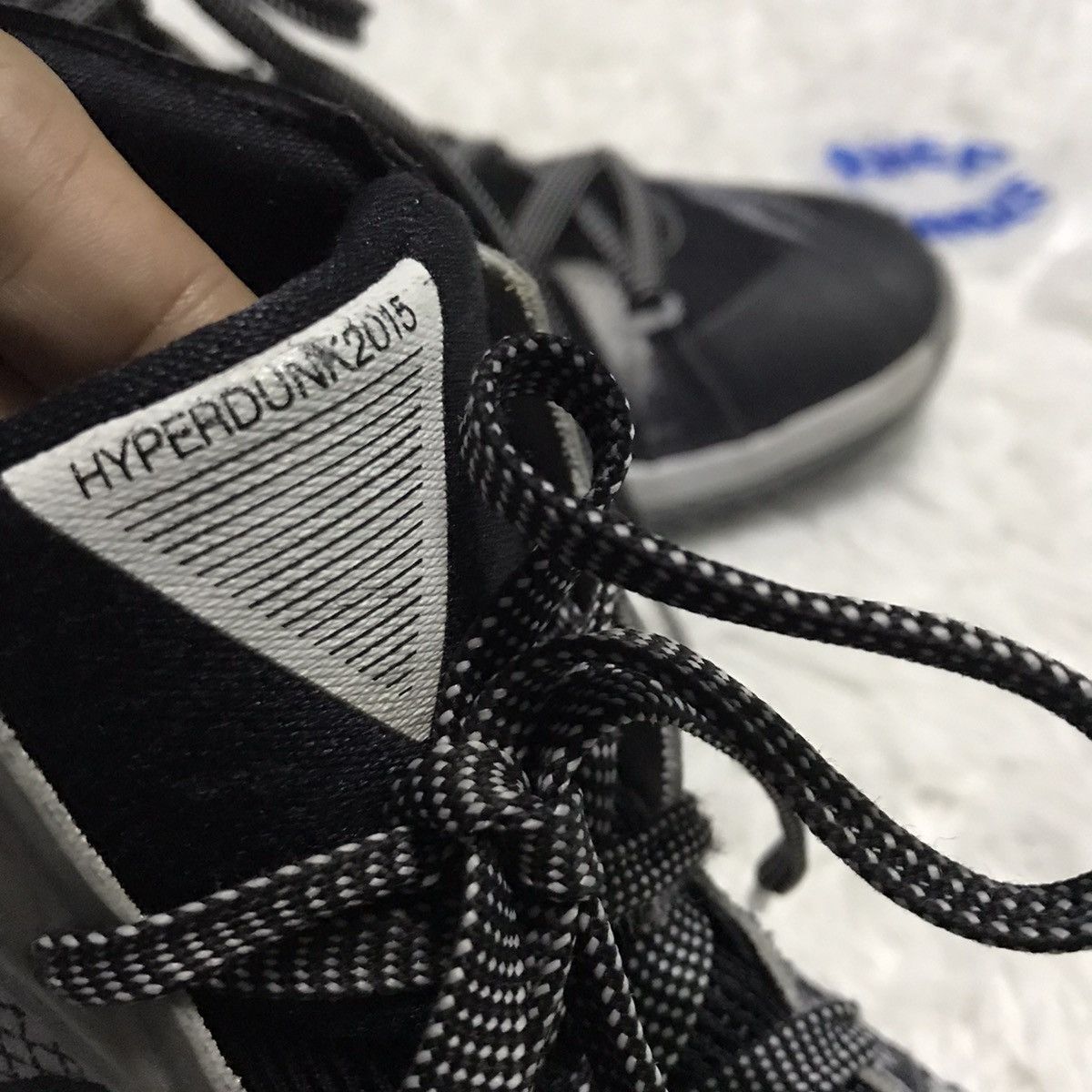 Nike Hyperdunk 2015 Premium White | Metallic Silver-Black Size US 10 / EU 43 - 5 Thumbnail