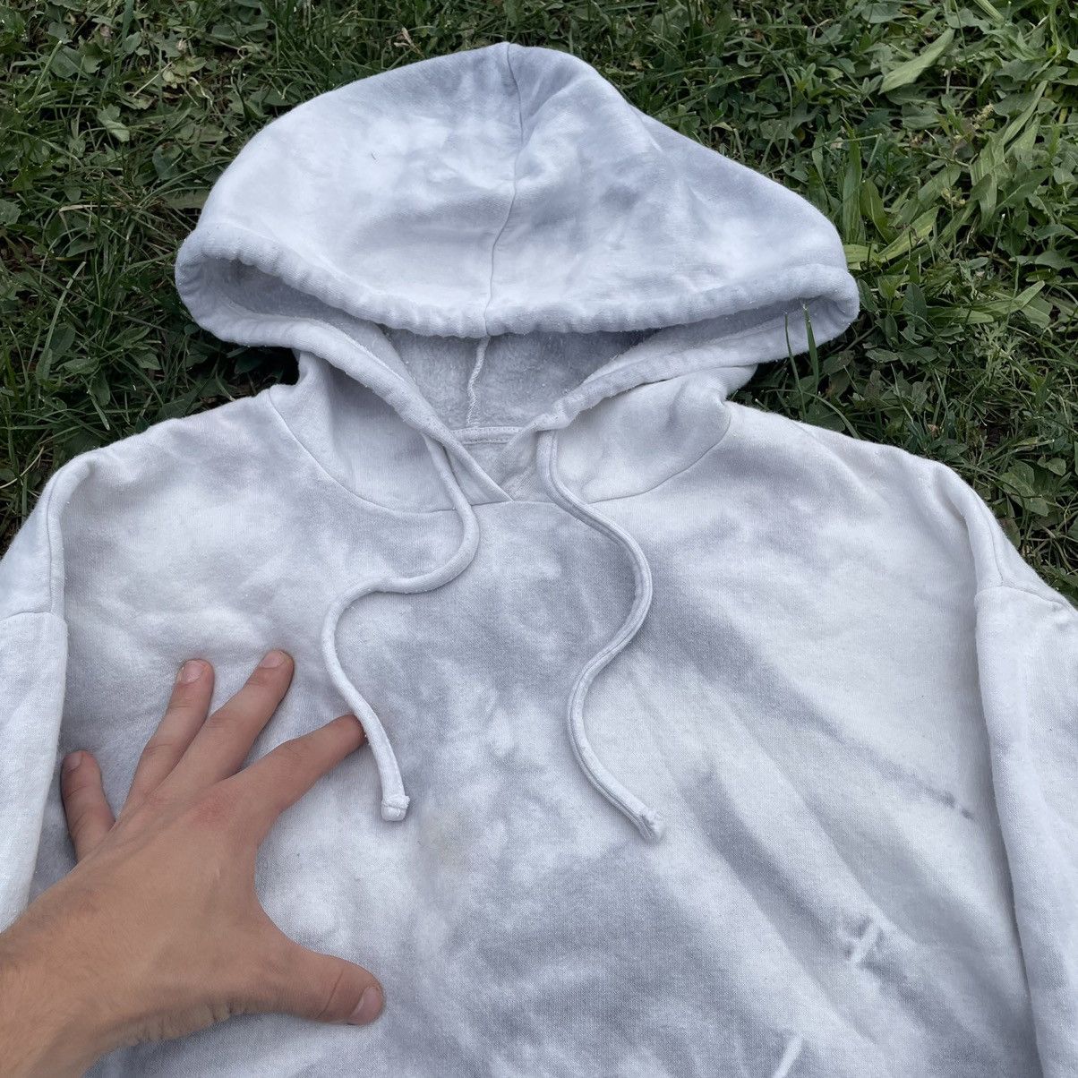 Vintage Vintage Y2K All Over Print Hoodie Washed Grey Grunge Baggy S Size US S / EU 44-46 / 1 - 5 Thumbnail