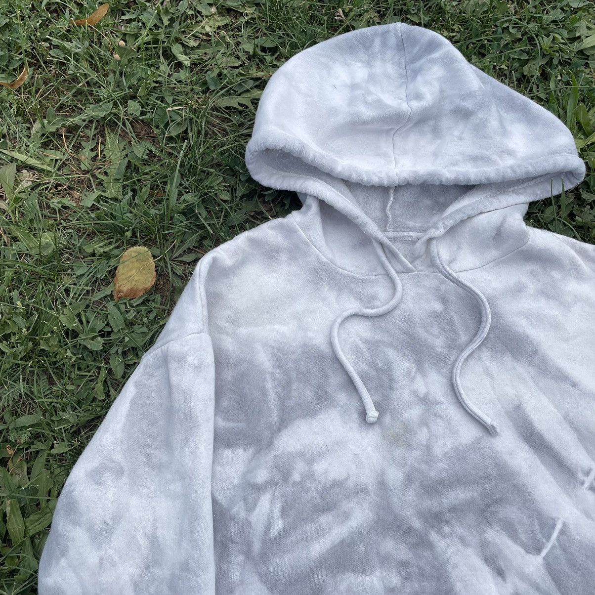 Vintage Vintage Y2K All Over Print Hoodie Washed Grey Grunge Baggy S Size US S / EU 44-46 / 1 - 4 Thumbnail