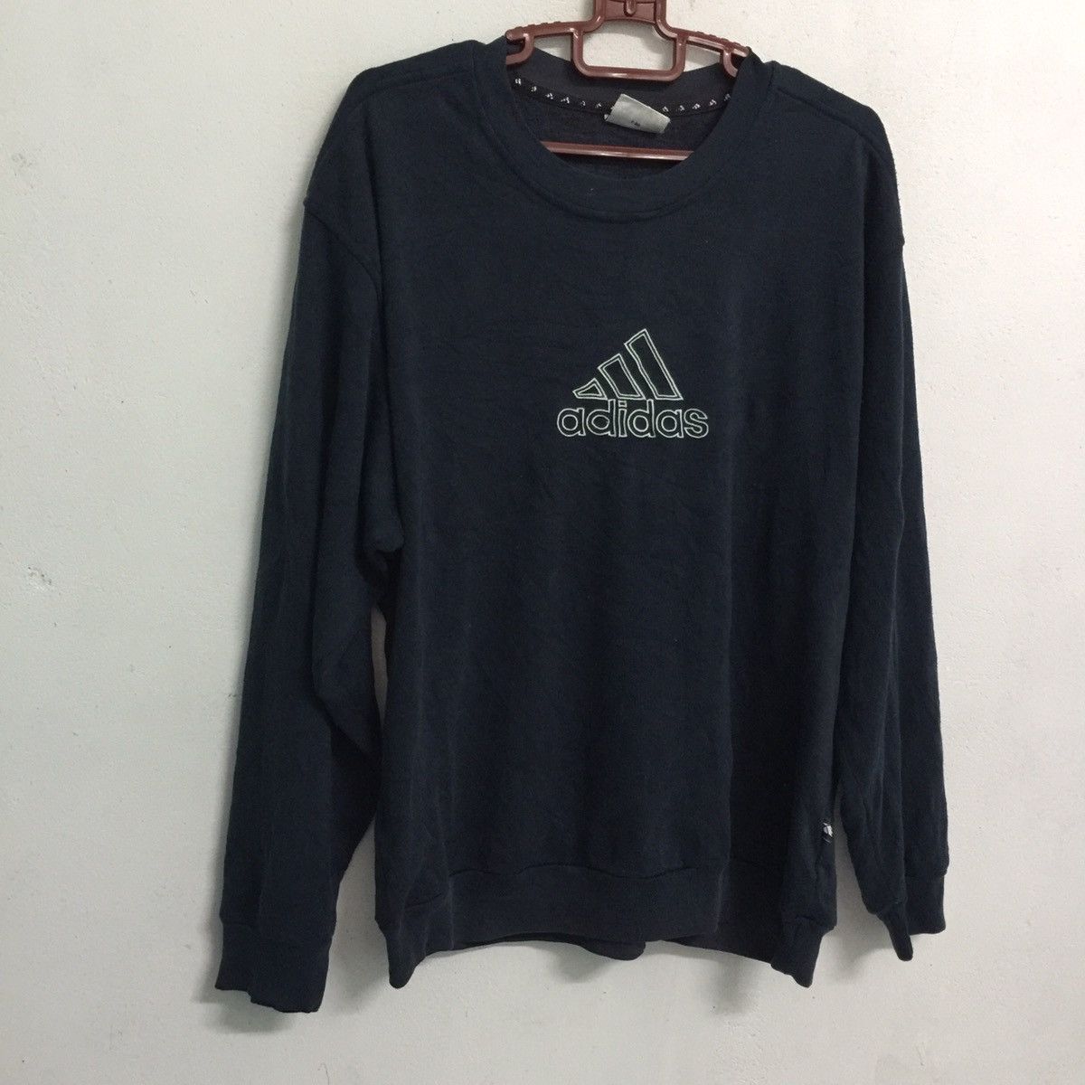 Adidas Adidas Embroidered Logo sweatshirt Size US M / EU 48-50 / 2 - 3 Thumbnail