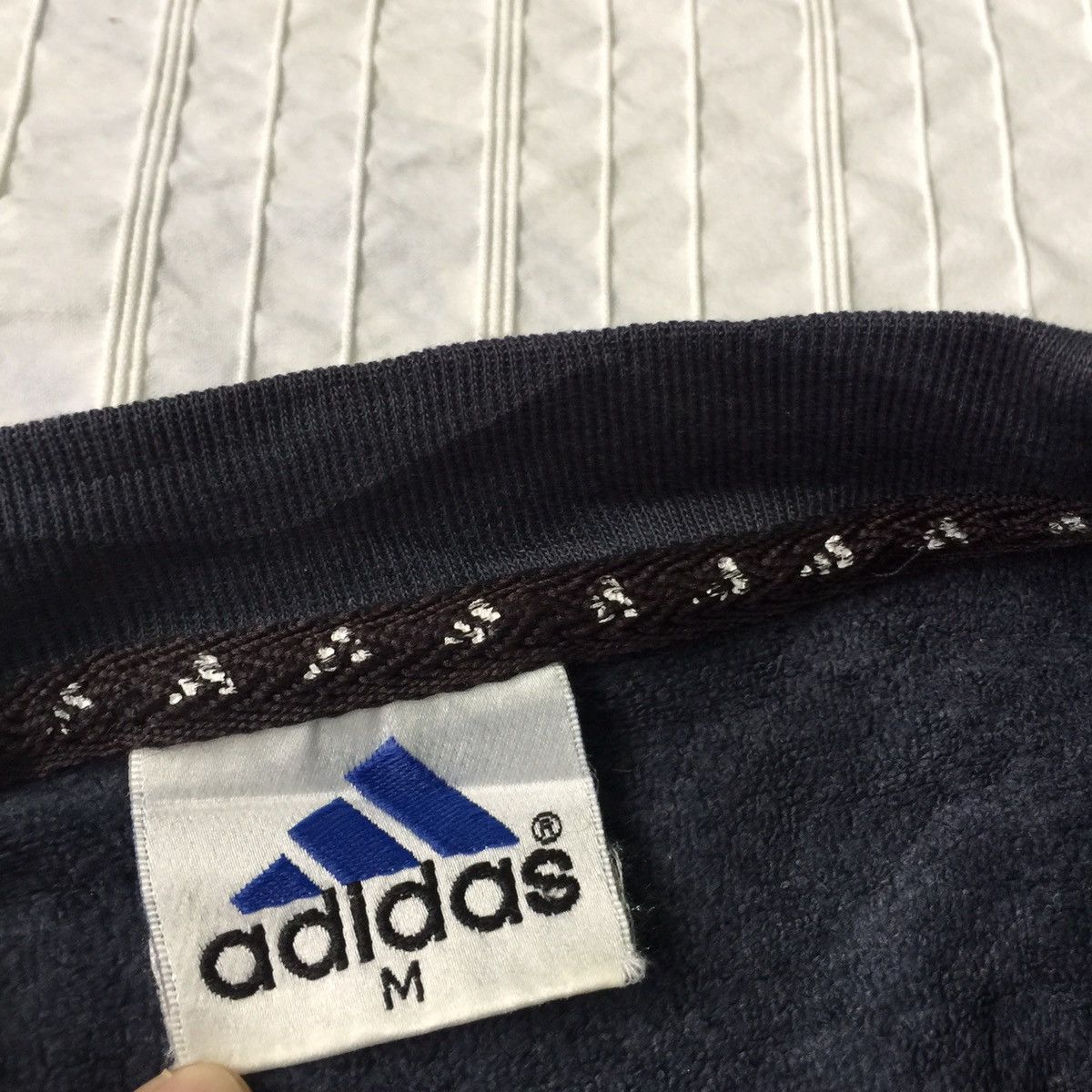 Adidas Adidas Embroidered Logo sweatshirt Size US M / EU 48-50 / 2 - 7 Thumbnail