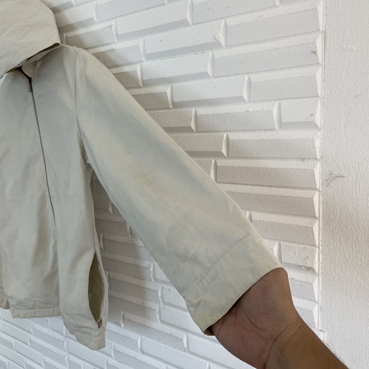 A.P.C. A.P.C White Zipper Jacket Made In France Size US S / EU 44-46 / 1 - 11 Thumbnail