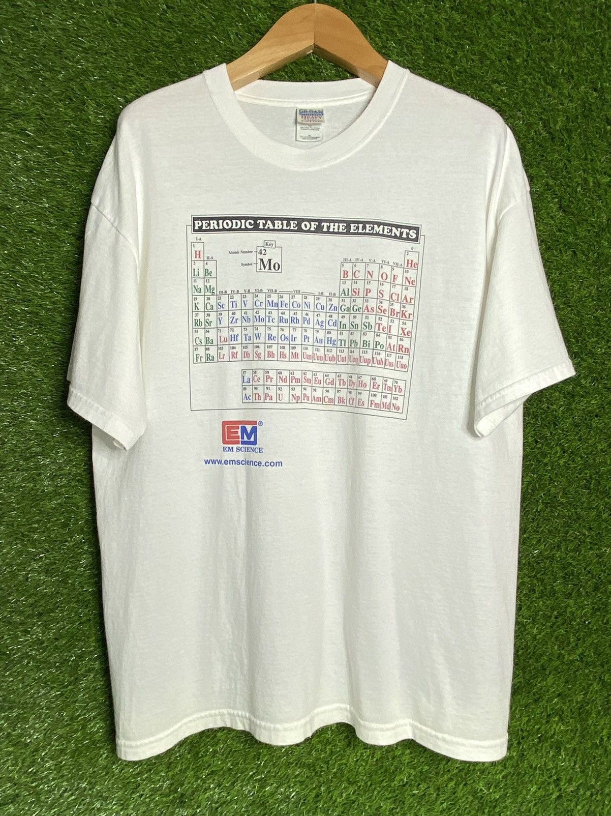 Vintage 🚨Vintage Periodic Table Of Elements 90s Science T-Shirt Size US XL / EU 56 / 4 - 1 Thumbnail