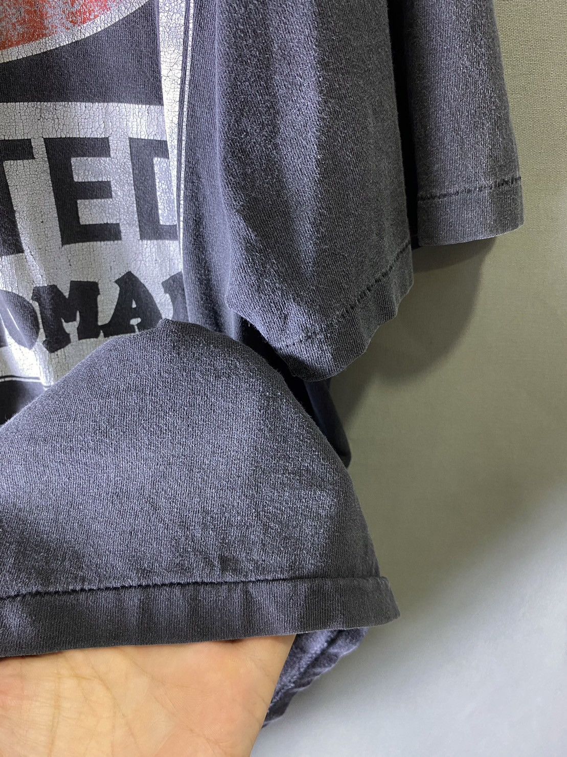 Vintage Vintage 90s Danger Educated Black Woman TShirt Size US XL / EU 56 / 4 - 6 Thumbnail