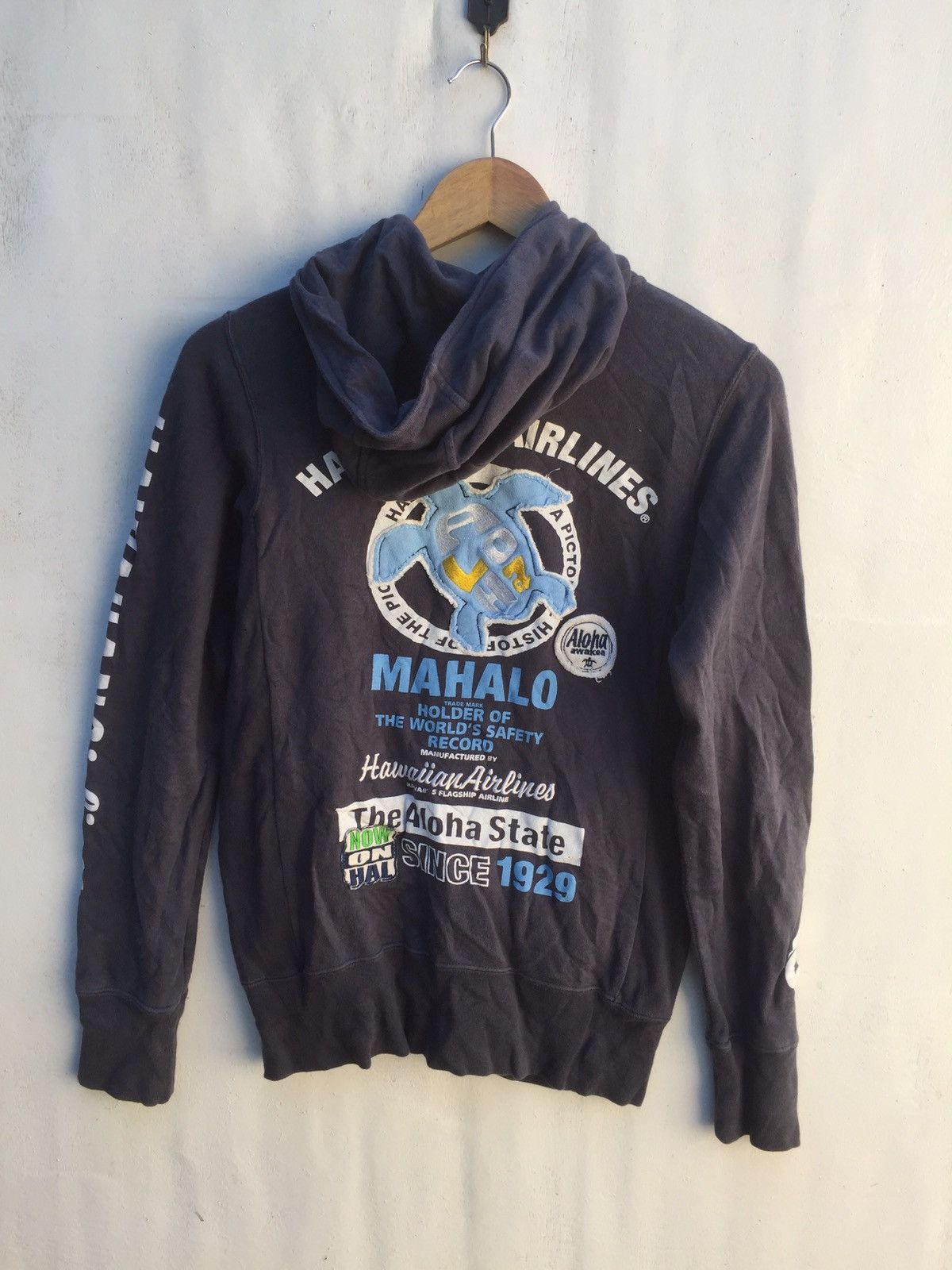 Japanese Brand Vintage Hawaiian hoodies /35 Size US S / EU 44-46 / 1 - 2 Thumbnail