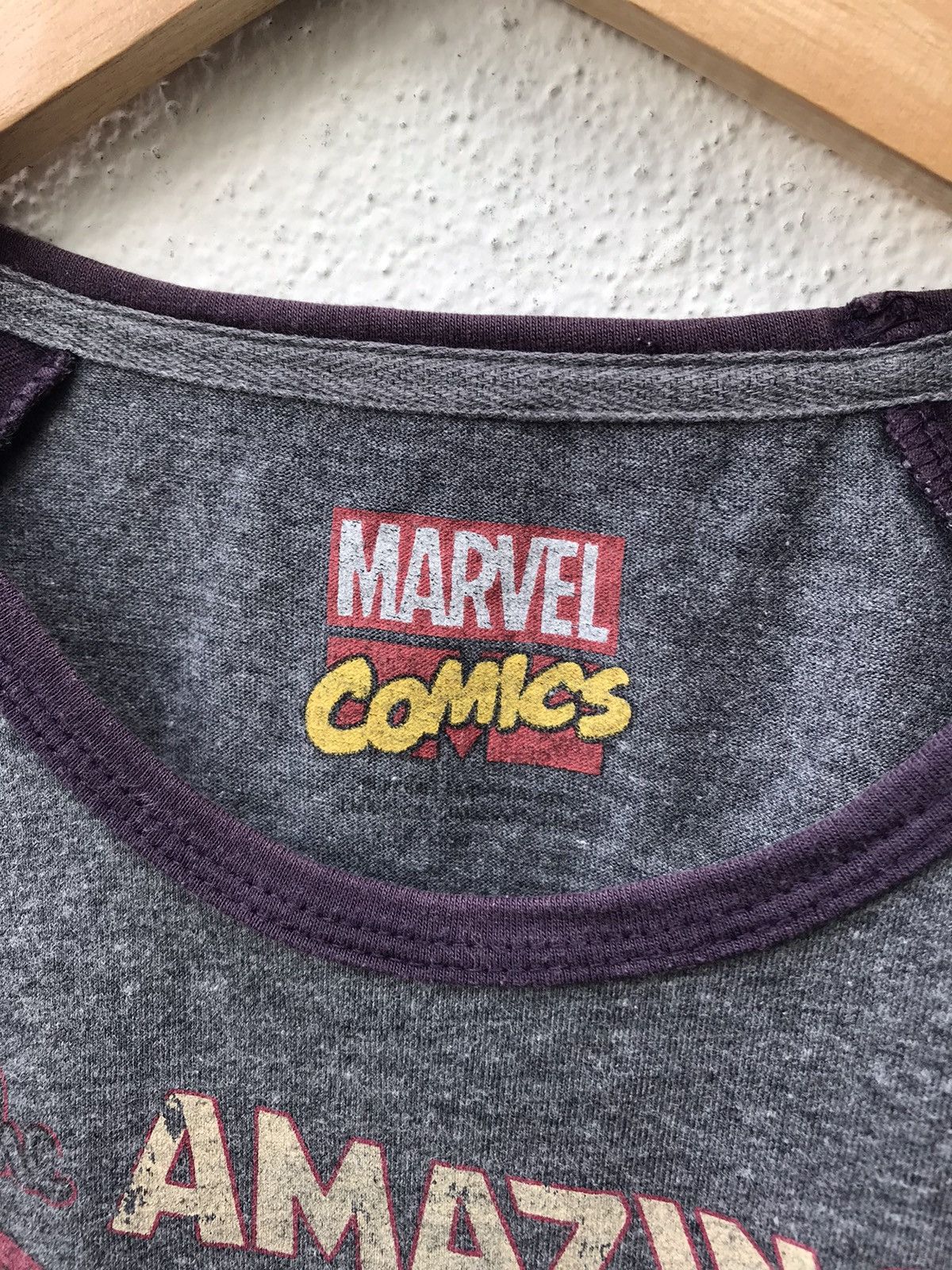 Anime THE AMAZING SPIDER-MAN MARRIED MARY JANE WATSON T-SHIRT Size XS / US 0-2 / IT 36-38 - 4 Thumbnail