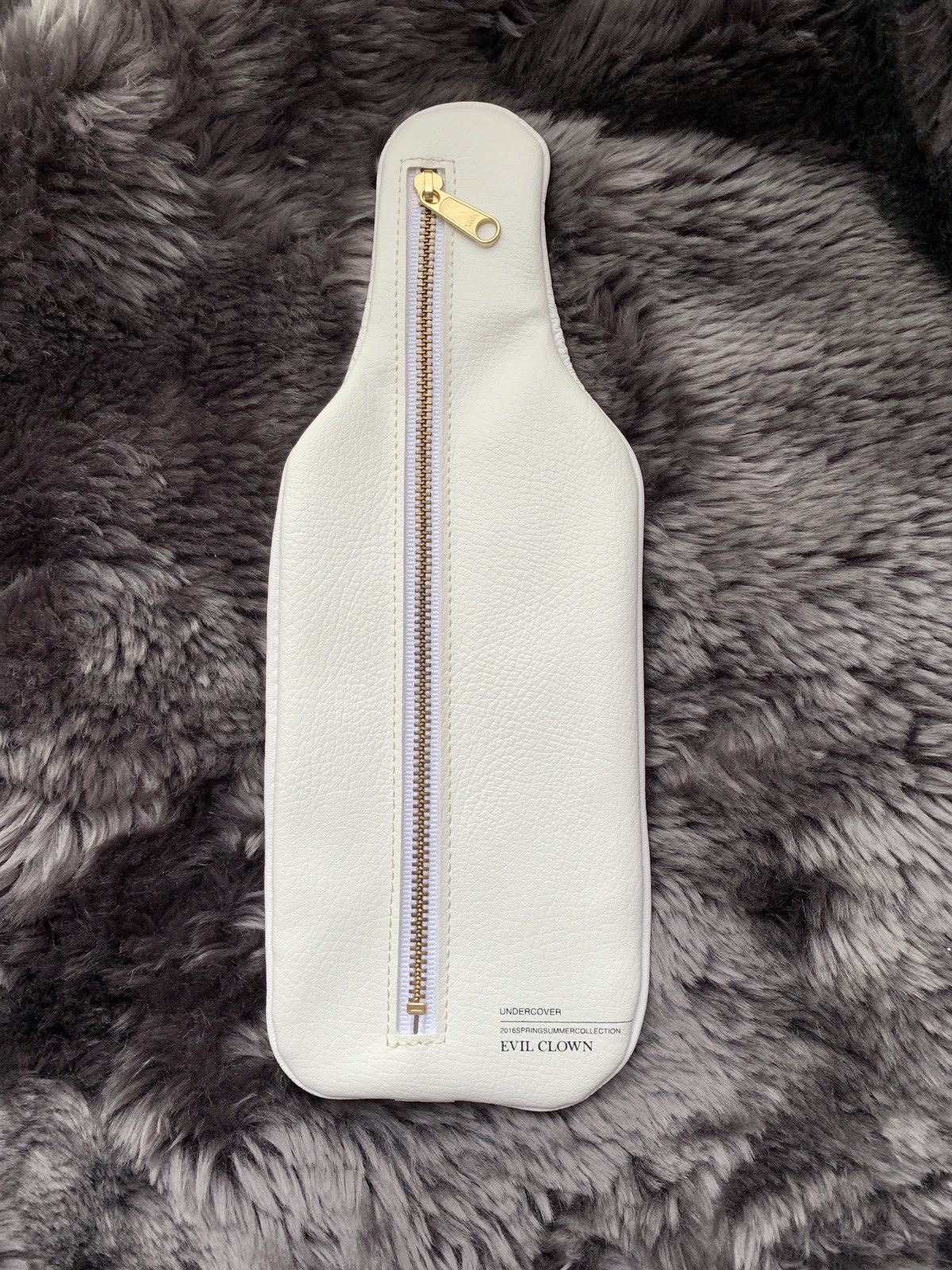Undercover Undercover Gilapple whiskey pouch clutch bag Size ONE SIZE - 5 Thumbnail