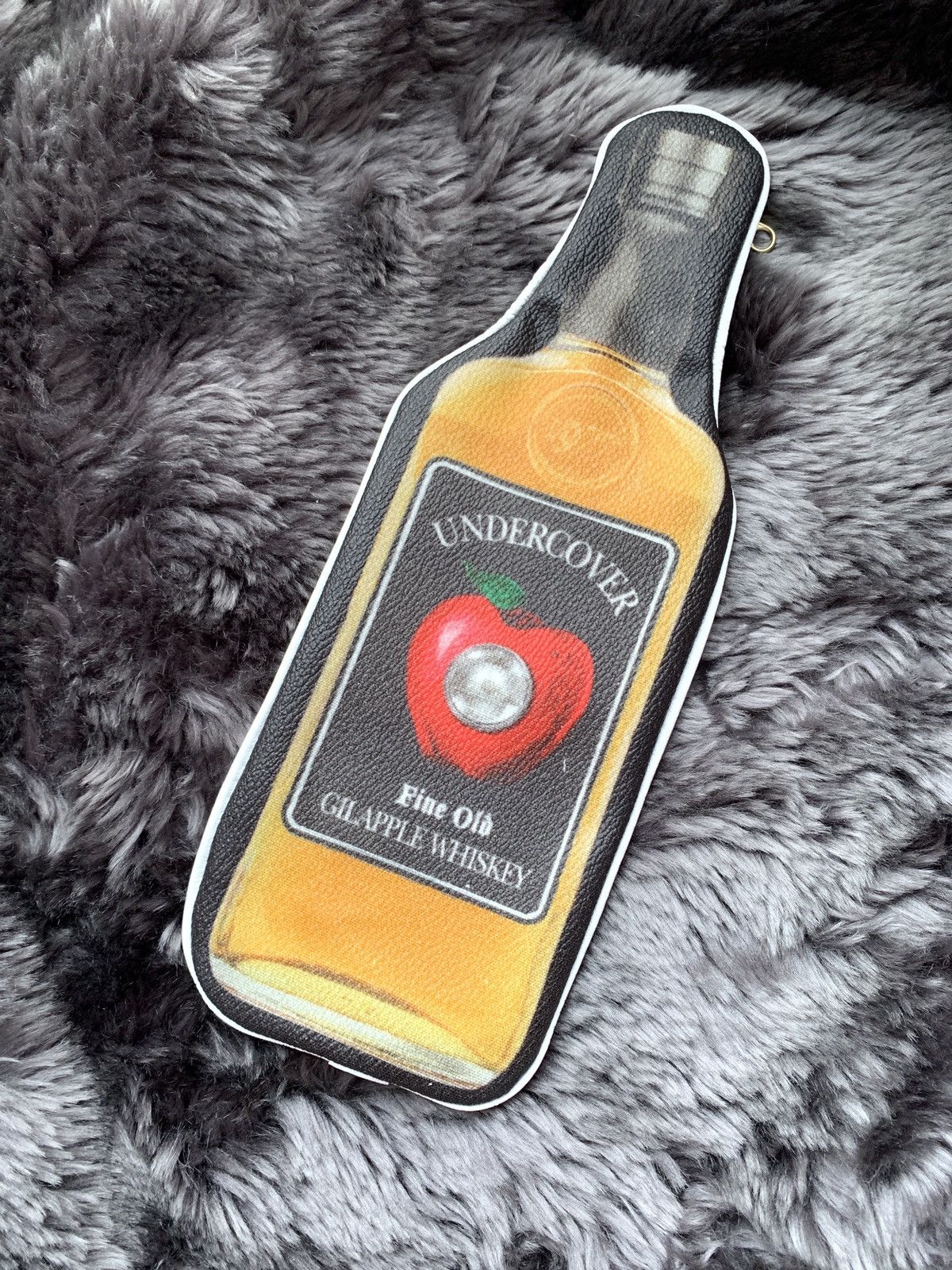 Undercover Undercover Gilapple whiskey pouch clutch bag Size ONE SIZE - 2 Thumbnail