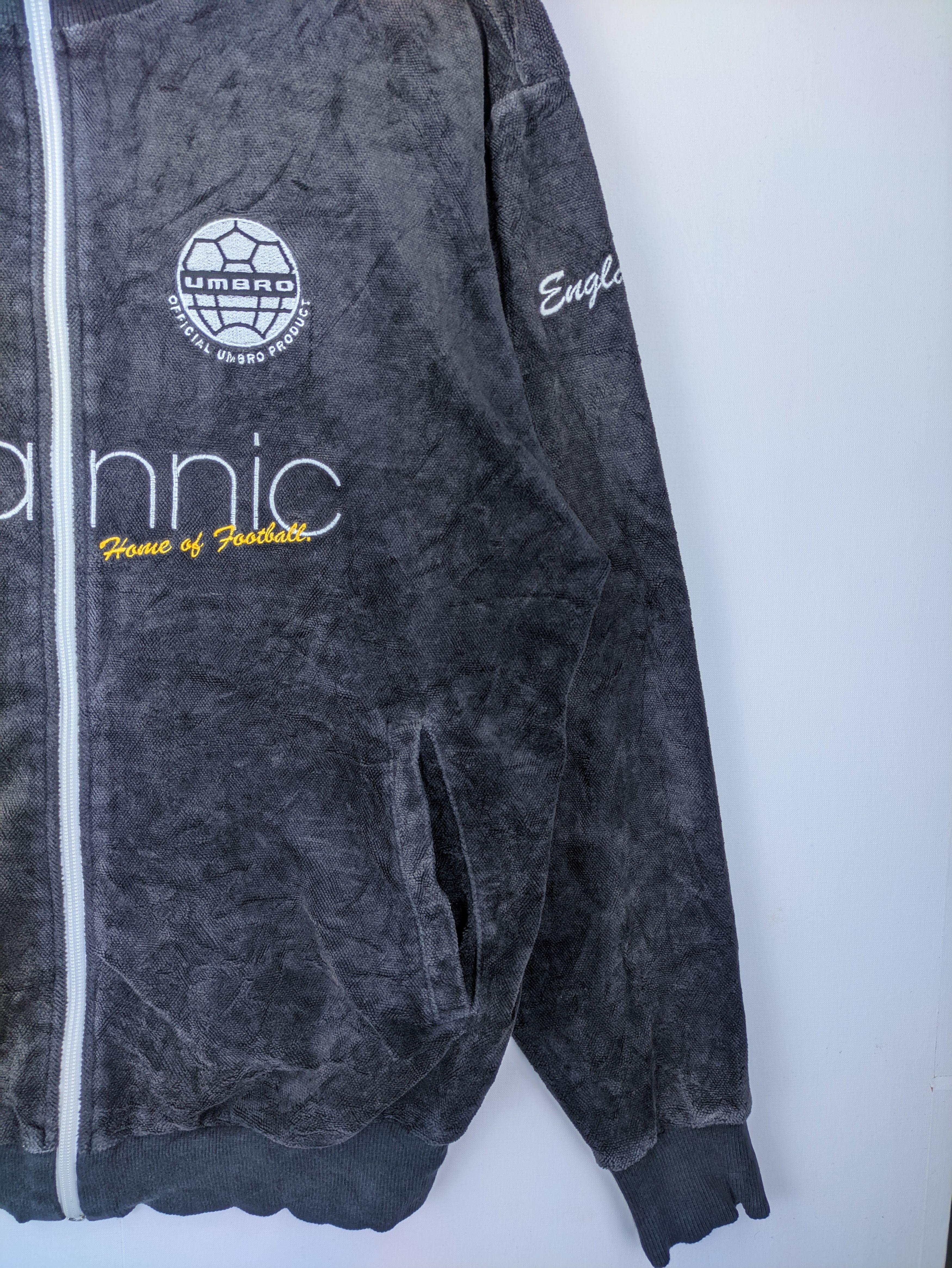 Japanese Brand Steals🔥Vintage Jacket Zip Up by Umbro Size US M / EU 48-50 / 2 - 7 Thumbnail