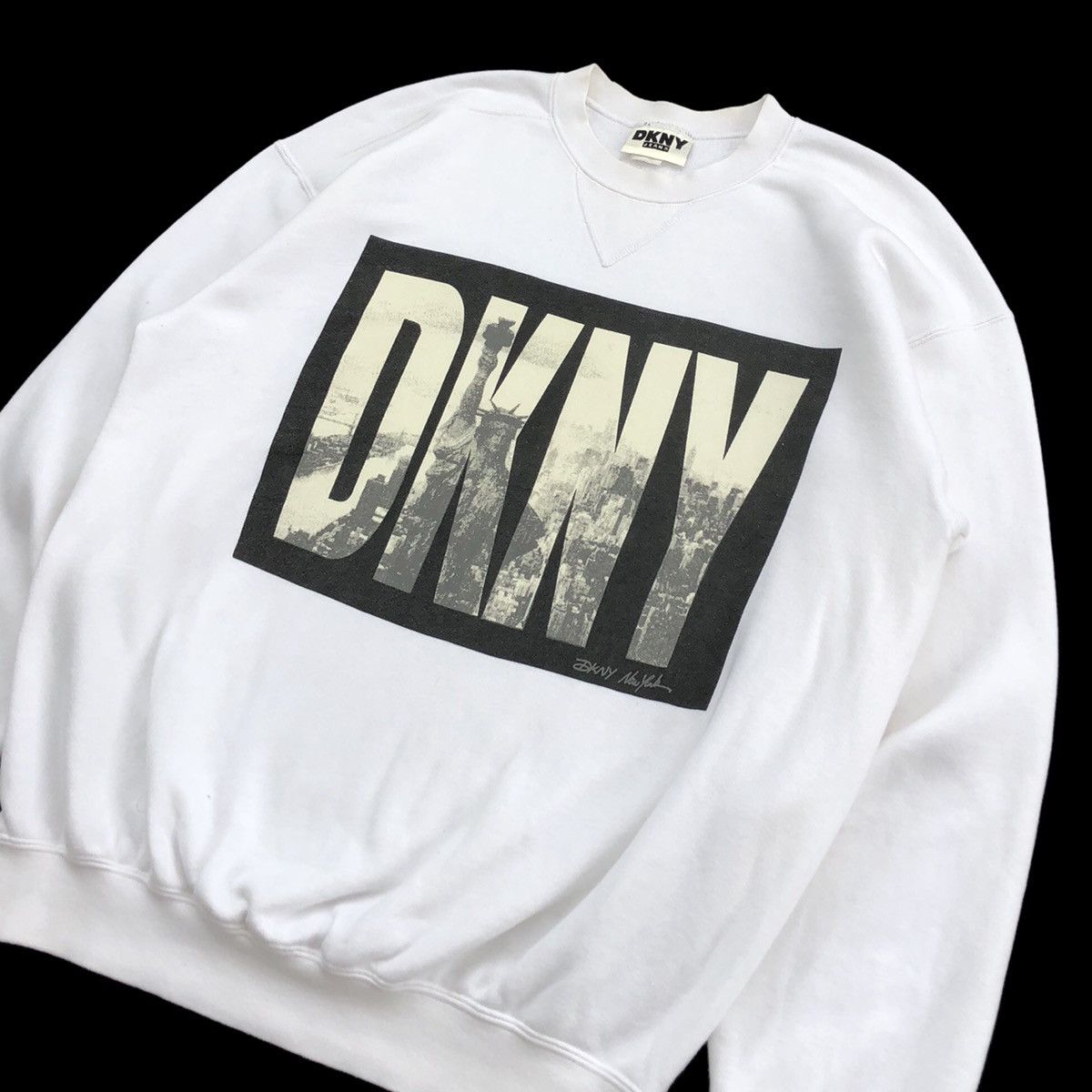 DKNY Vintage 90s DKNY Jeans Big Logo Sweatshirt Size US L / EU 52-54 / 3 - 2 Thumbnail