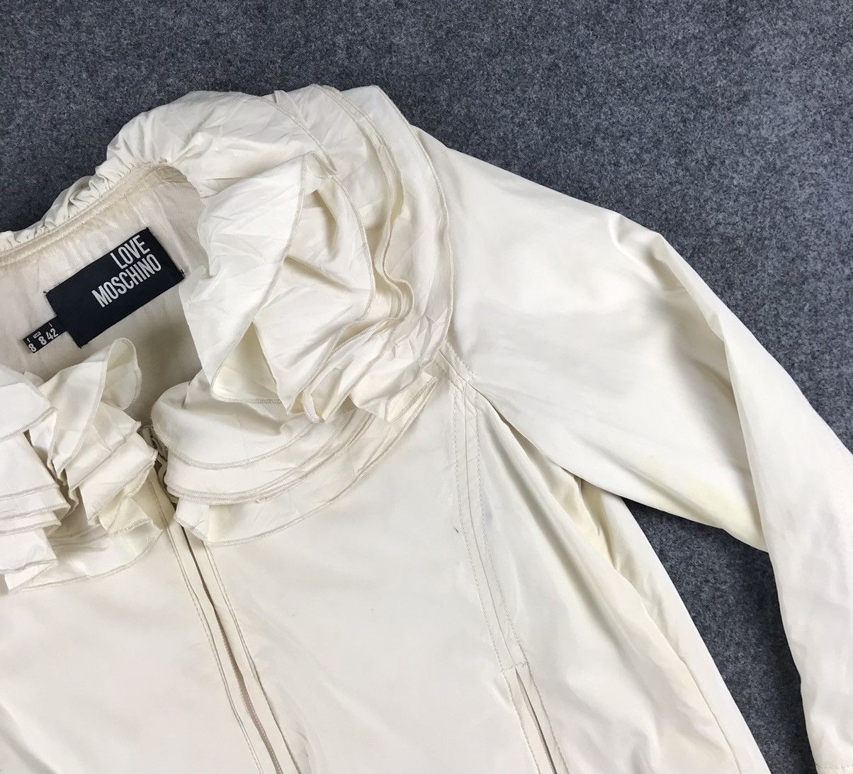 Moschino Very Rare Vintage Moschino Jacket full zipper rare design Size S / US 4 / IT 40 - 9 Thumbnail