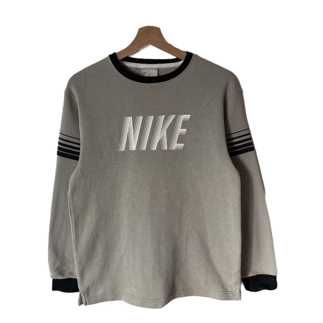 Nike Nike Big Swoosh Sweatshirt Crewneck Size US L / EU 52-54 / 3 - 1 Thumbnail