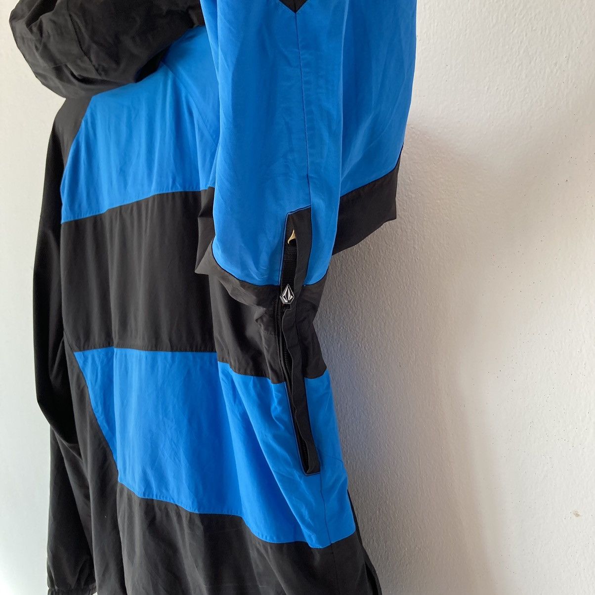 Designer Volcom Fullprint Blue Black Hooded Jacket Size US XL / EU 56 / 4 - 11 Thumbnail