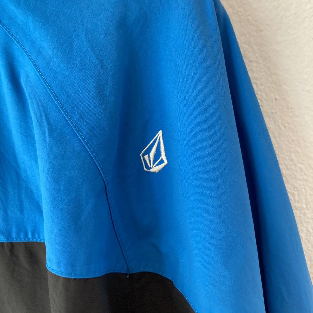 Designer Volcom Fullprint Blue Black Hooded Jacket Size US XL / EU 56 / 4 - 17 Thumbnail