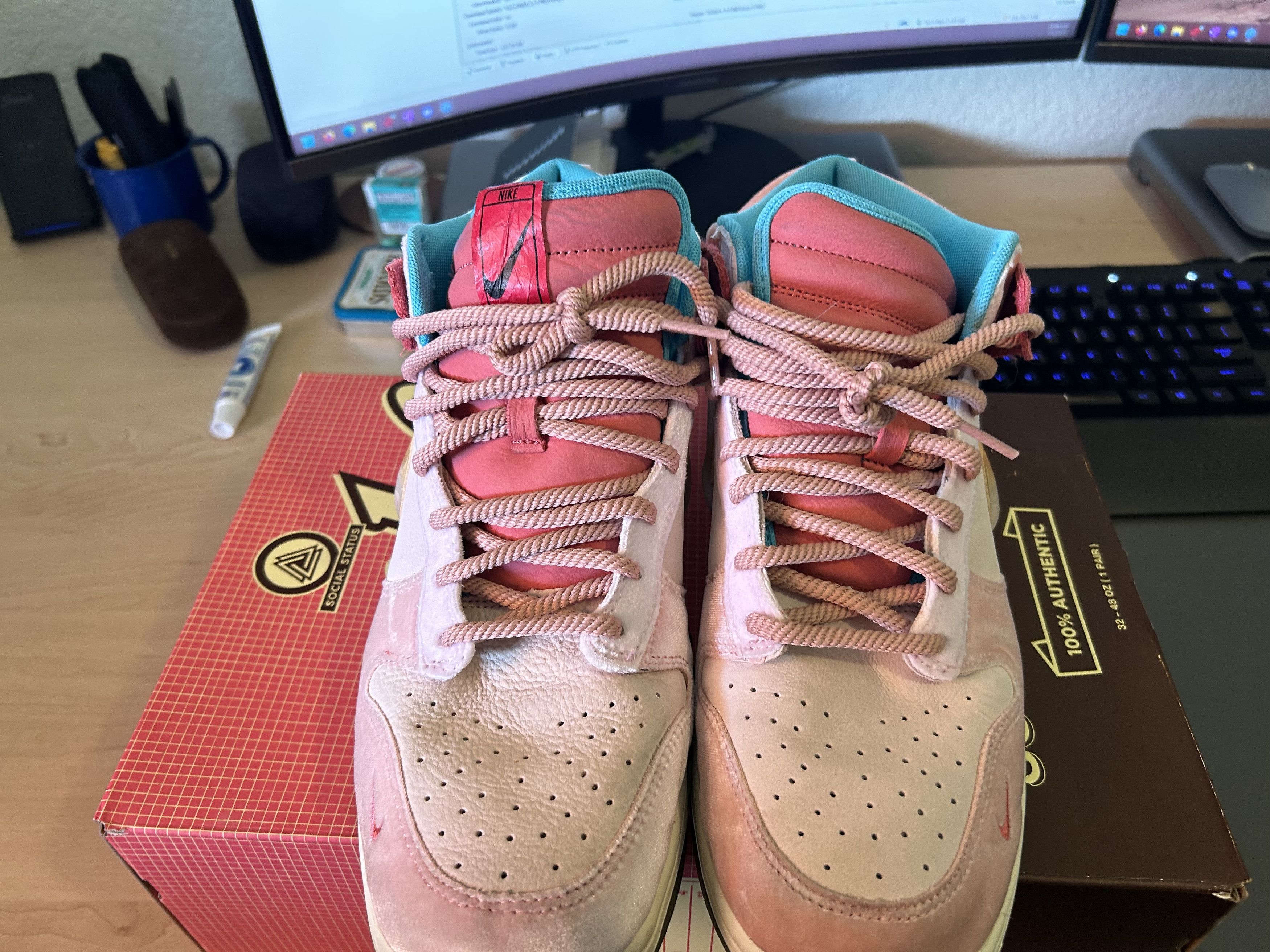 Nike × Social Status Nike x Social Status Dunk Mid Strawberry Milk Size US 12.5 / EU 45-46 - 2 Thumbnail