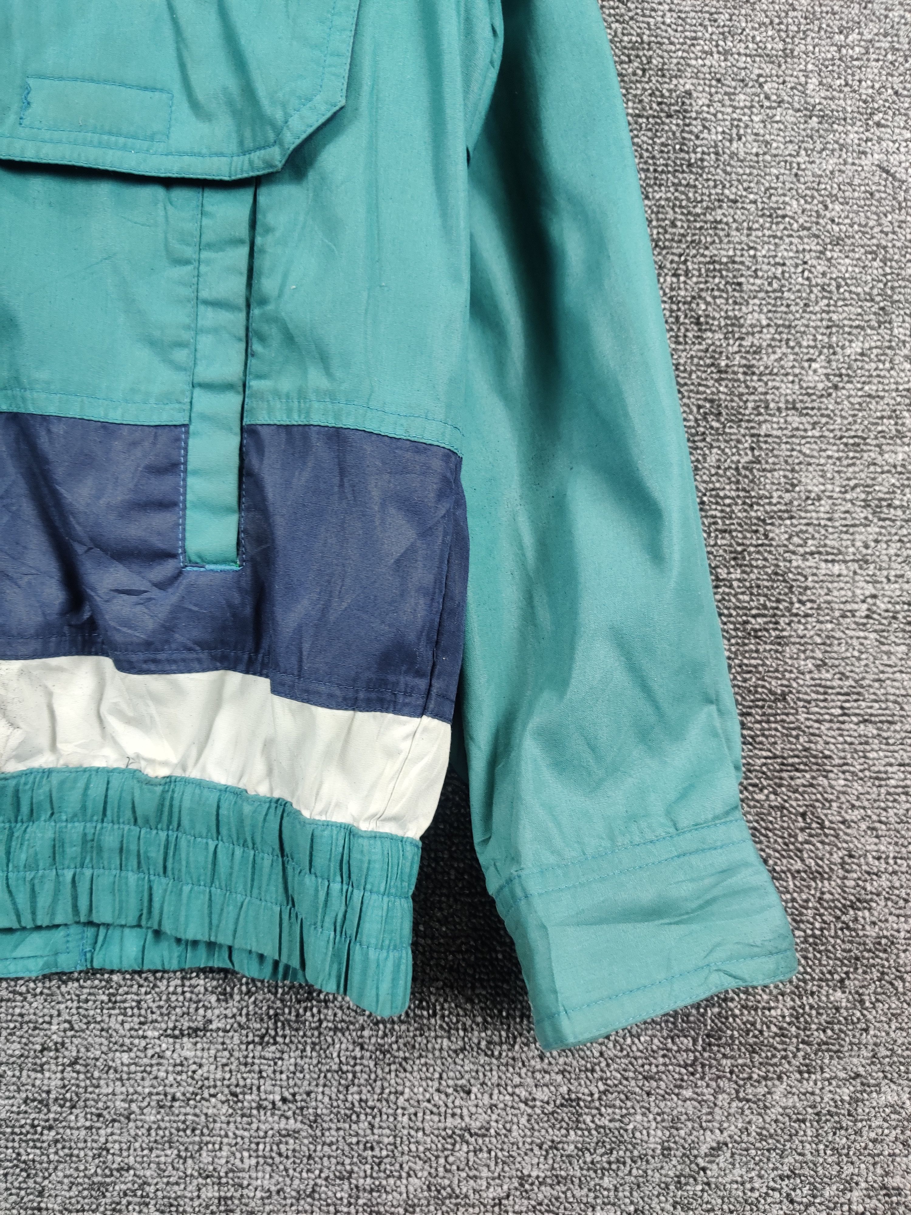 Vintage Vintage Real Espanola Football Windbreaker Light Jacket Size US L / EU 52-54 / 3 - 3 Thumbnail