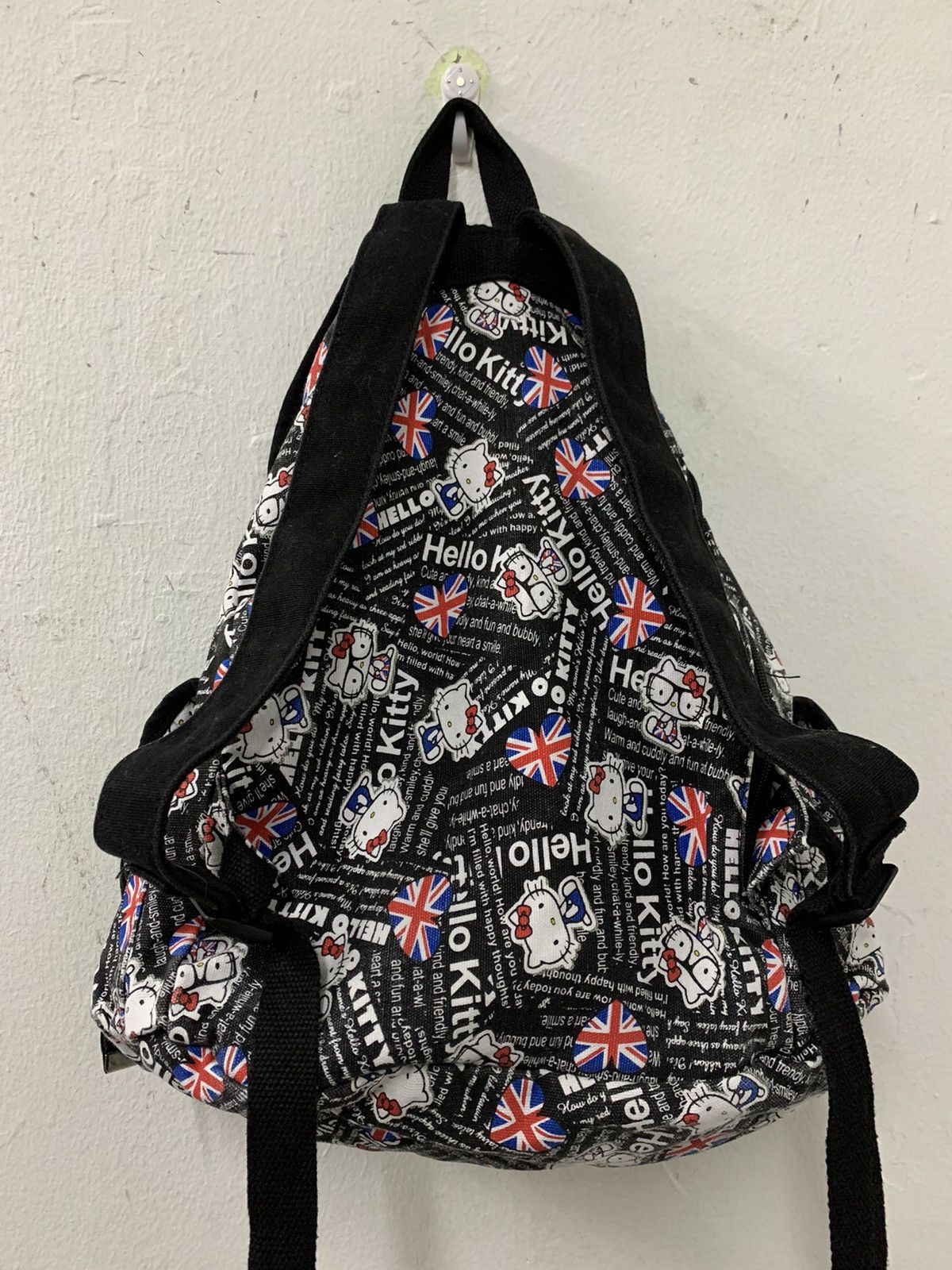 Anime × Japanese Brand Hello Kitty British Logo Canvas Rucksack Size ONE SIZE - 3 Thumbnail