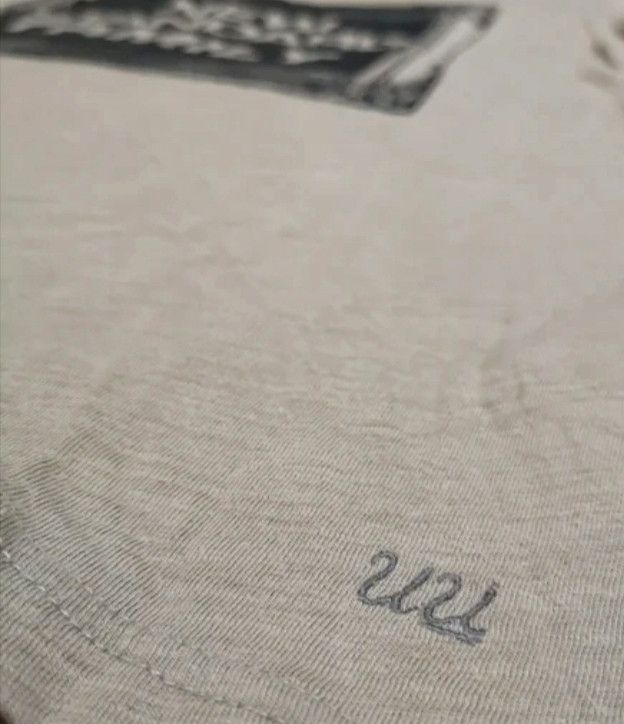 Jun Takahashi VINTAGE UNDERCOVER X UNIQLO NEW STANDARD FAMILY Size US M / EU 48-50 / 2 - 6 Thumbnail