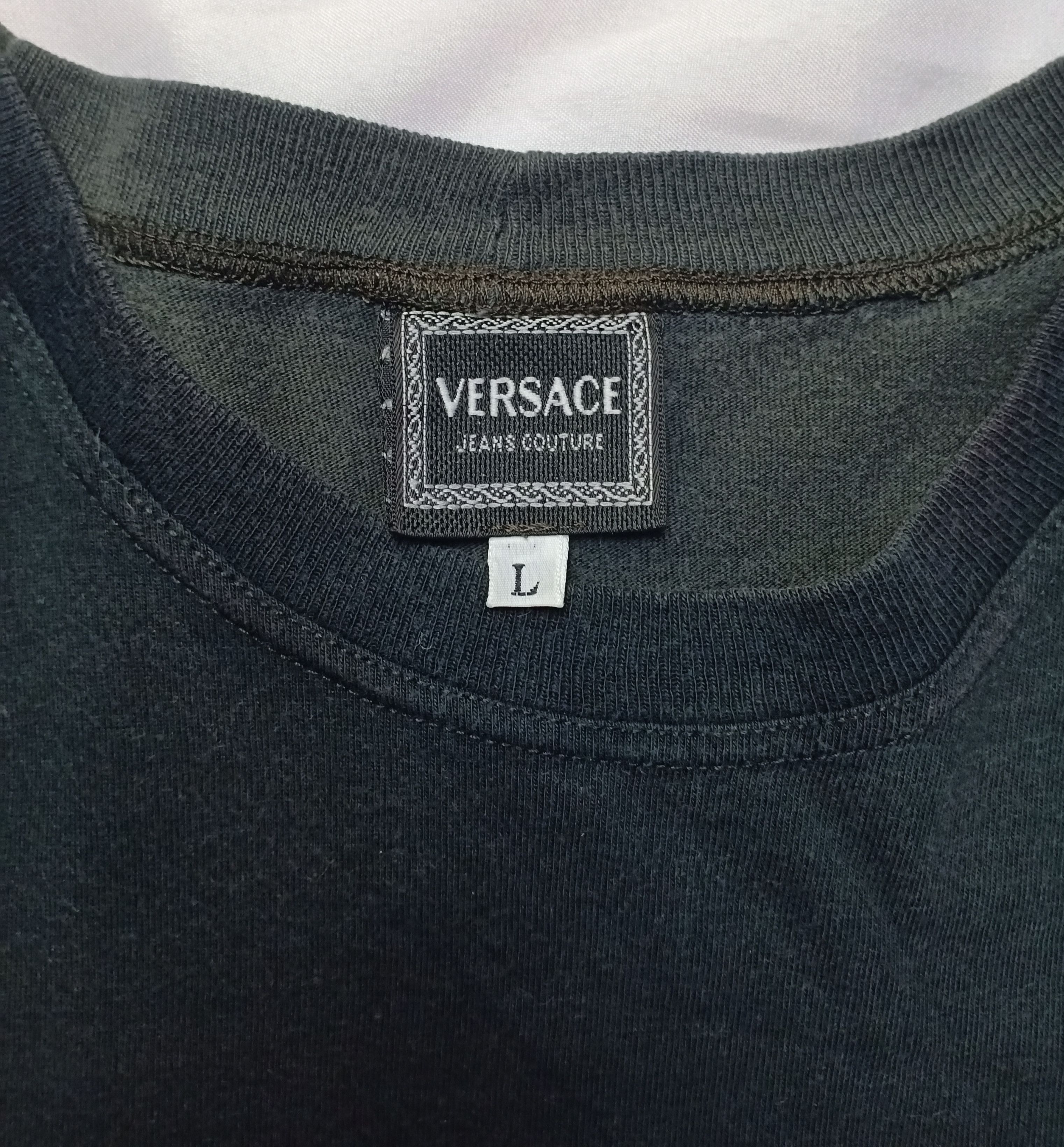 Versace Jeans Couture Vintage Versace Jeans Couture Medusa Big Logo Tee Size US M / EU 48-50 / 2 - 4 Thumbnail