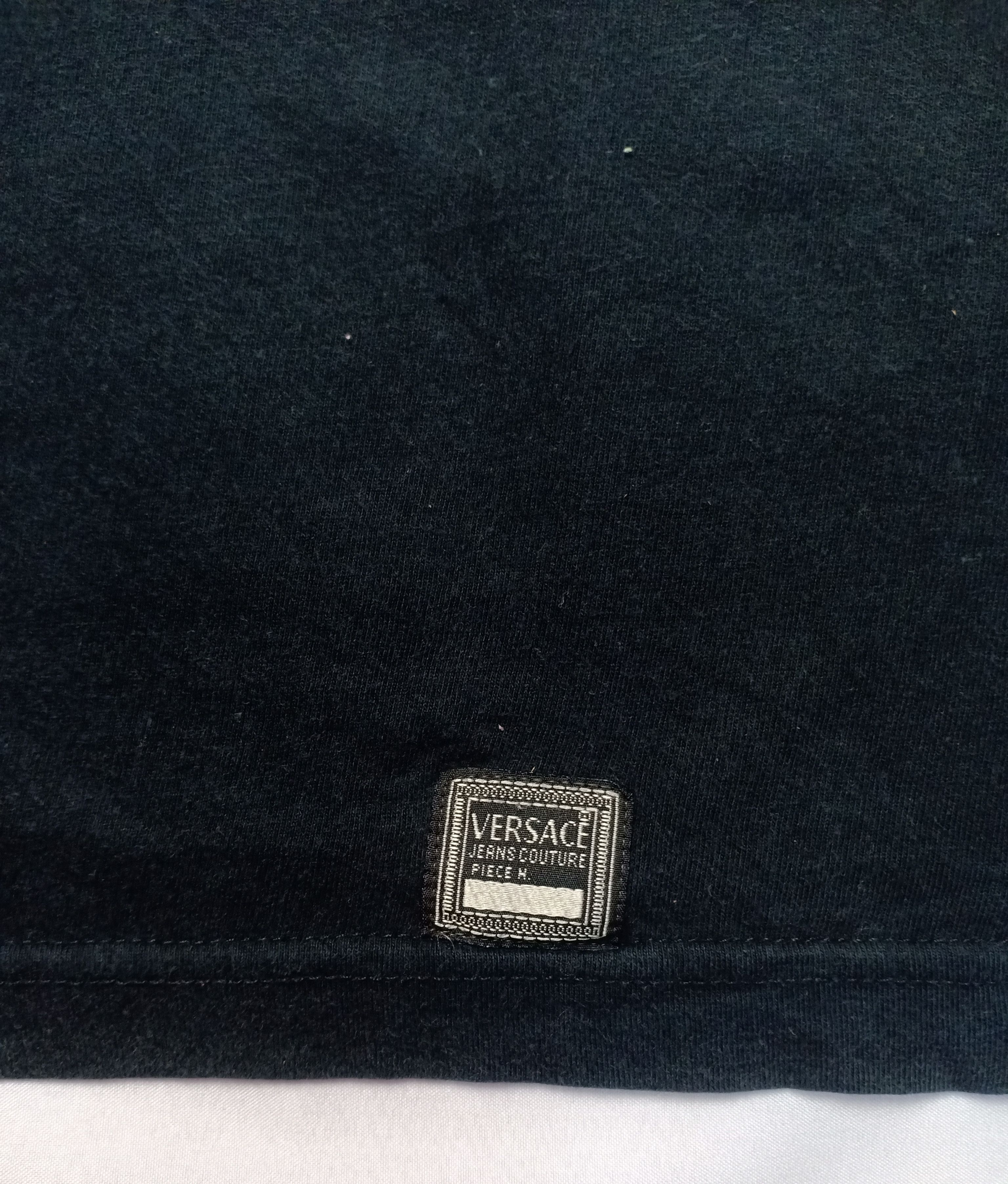 Versace Jeans Couture Vintage Versace Jeans Couture Medusa Big Logo Tee Size US M / EU 48-50 / 2 - 5 Thumbnail