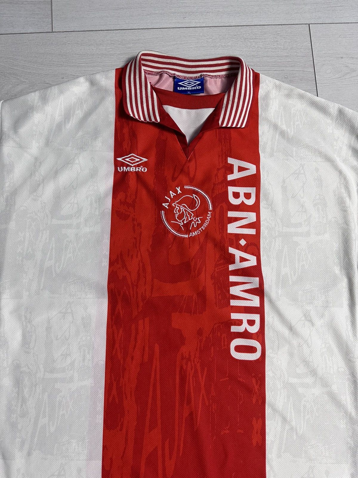 Umbro × Vintage Vintage Umbro Ajax 10 soccer jersey size L Size US L / EU 52-54 / 3 - 2 Thumbnail
