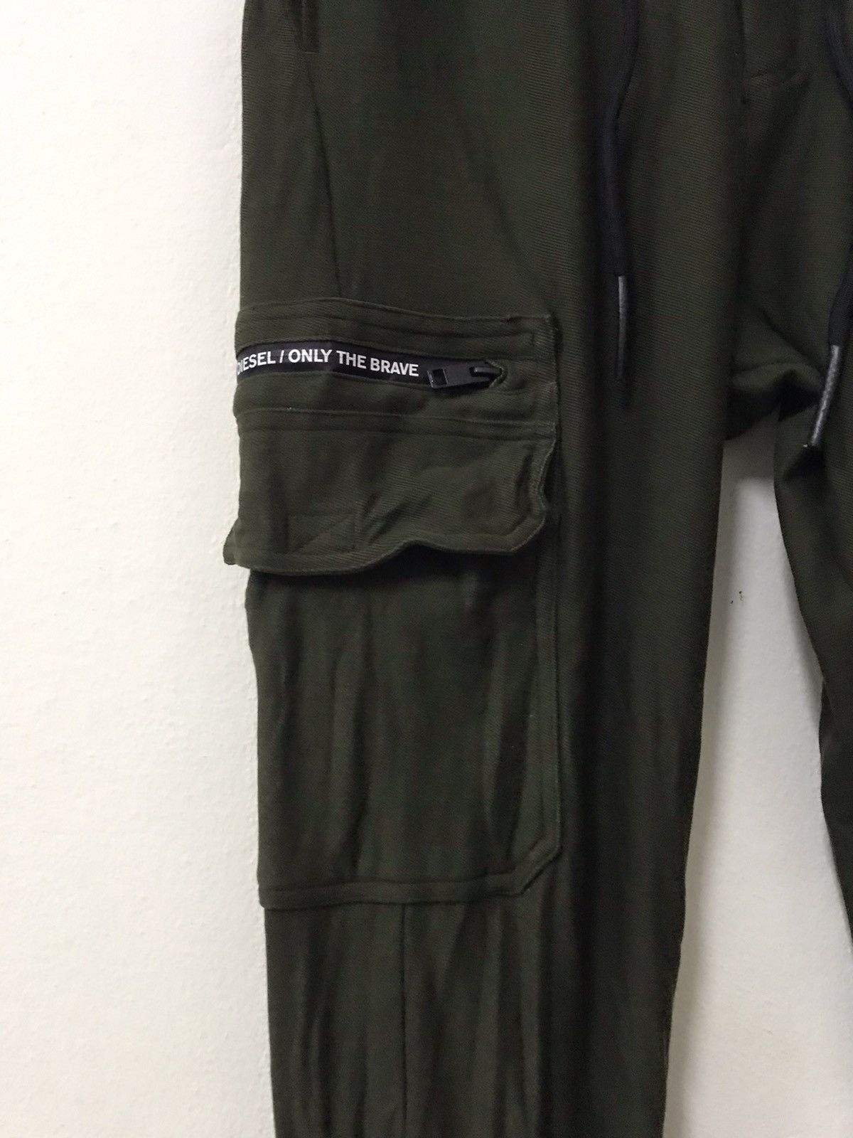 Beauty Beast × Diesel Superb diesel jogger pants cargo style Size US 32 / EU 48 - 3 Thumbnail