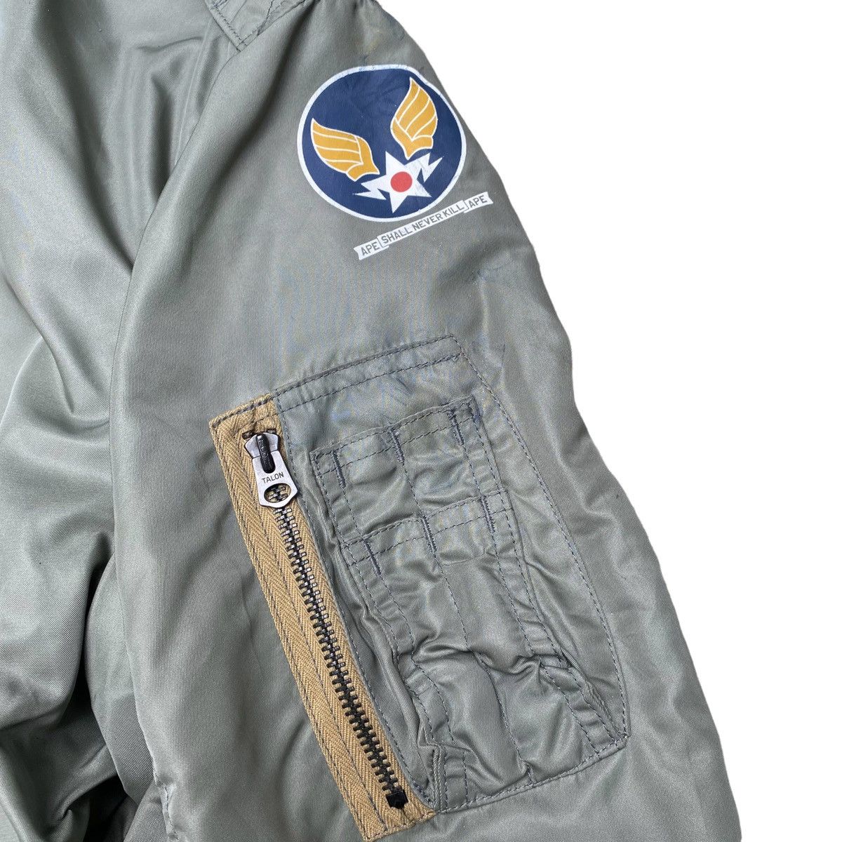 Bape × The Real McCoy's Bape x Real McCoy's L2 Flight Jacket Size US L / EU 52-54 / 3 - 9 Thumbnail