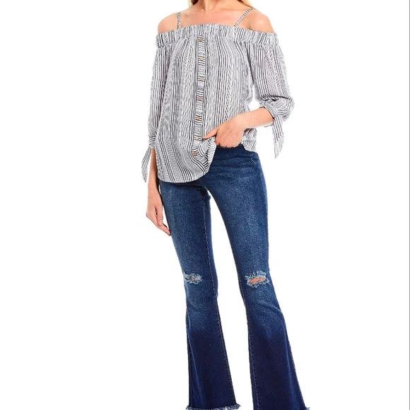 Vacation iZ Byer Juniors' Whipstitch-Stripe Off-The-Shldr Top Summer Size S / US 4 / IT 40 - 4 Thumbnail