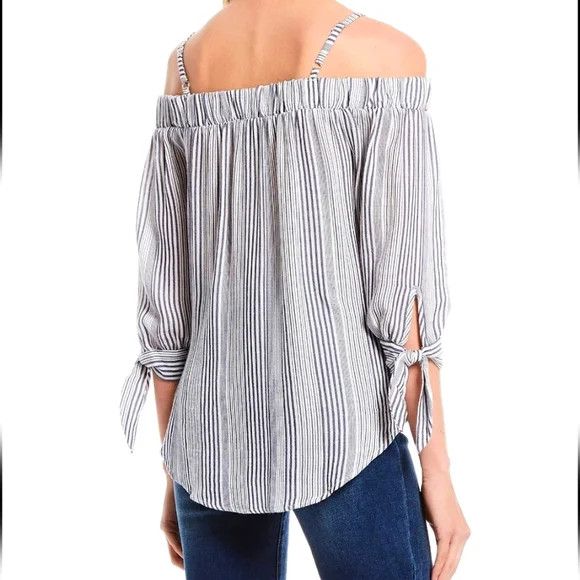 Vacation iZ Byer Juniors' Whipstitch-Stripe Off-The-Shldr Top Summer Size S / US 4 / IT 40 - 3 Thumbnail