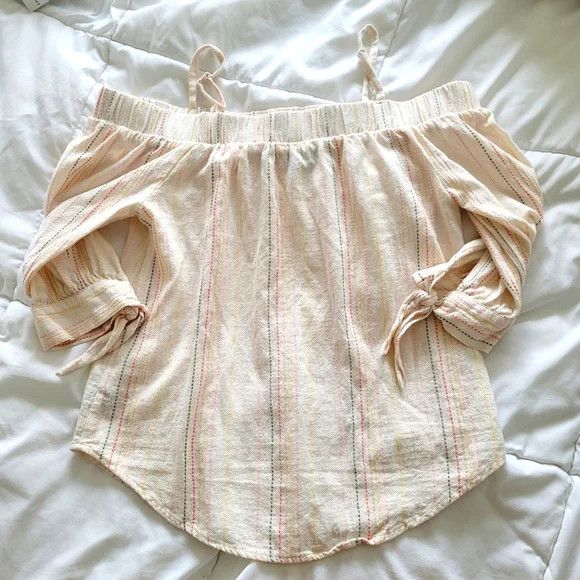 Vacation iZ Byer Juniors' Whipstitch-Stripe Off-The-Shldr Top Summer Size S / US 4 / IT 40 - 11 Thumbnail