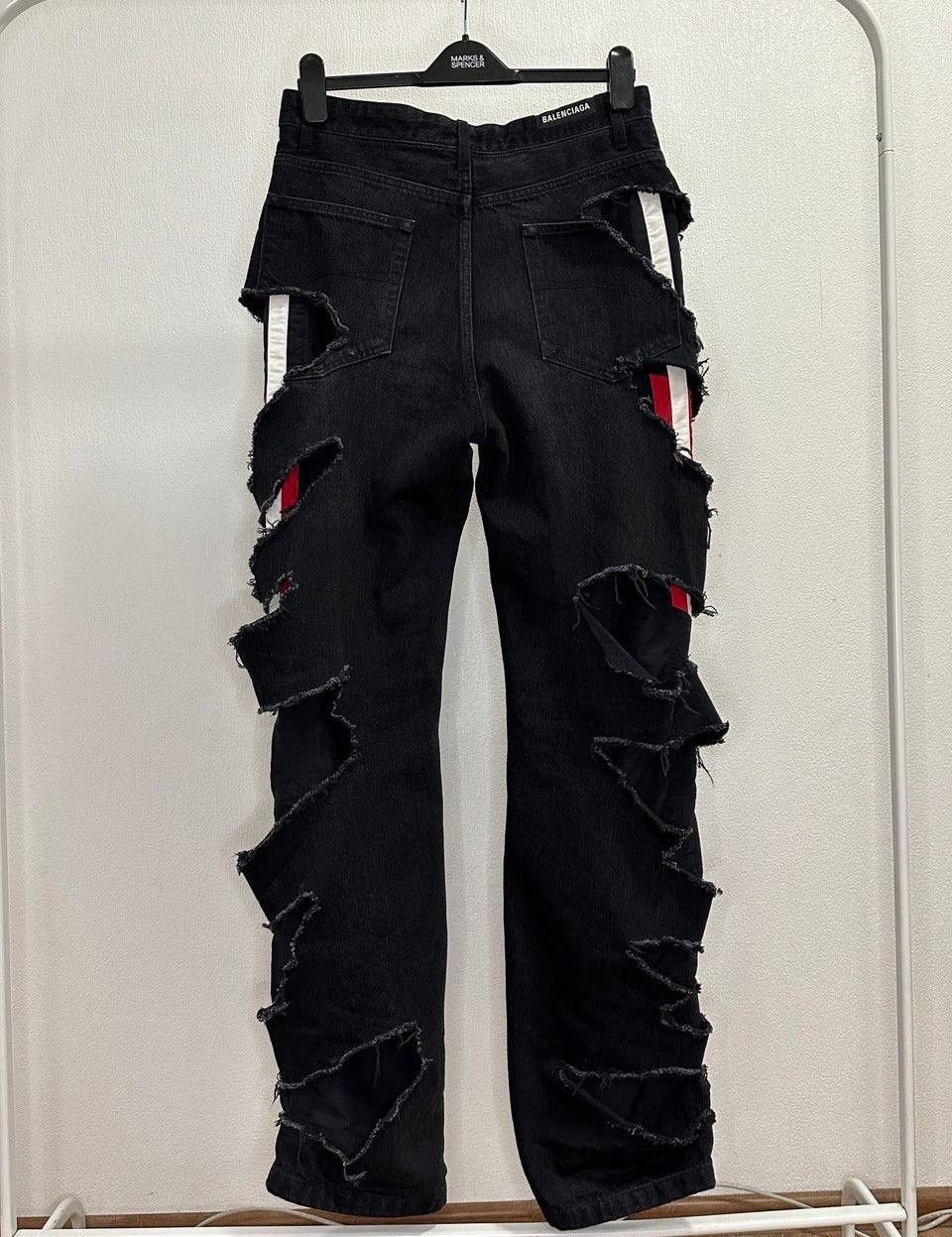 Balenciaga balenciaga distressed denim slashed Size US 27 - 3 Thumbnail