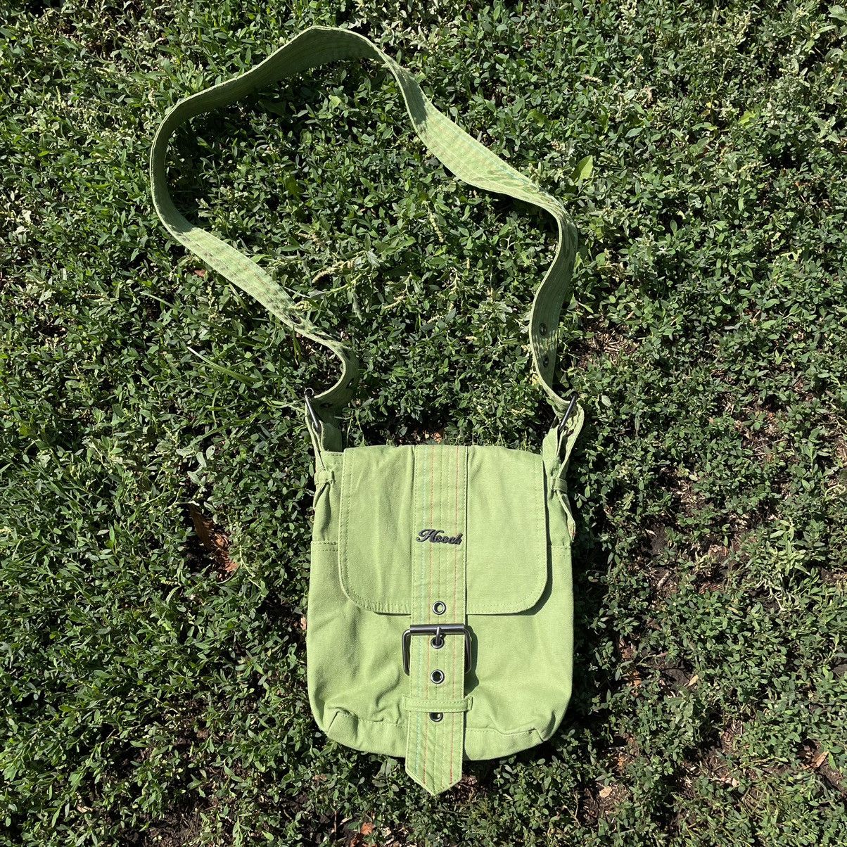 Vintage Vintage Y2K Lime Green Nylon Crossbody Bag Streetwear OS Size ONE SIZE - 1 Thumbnail