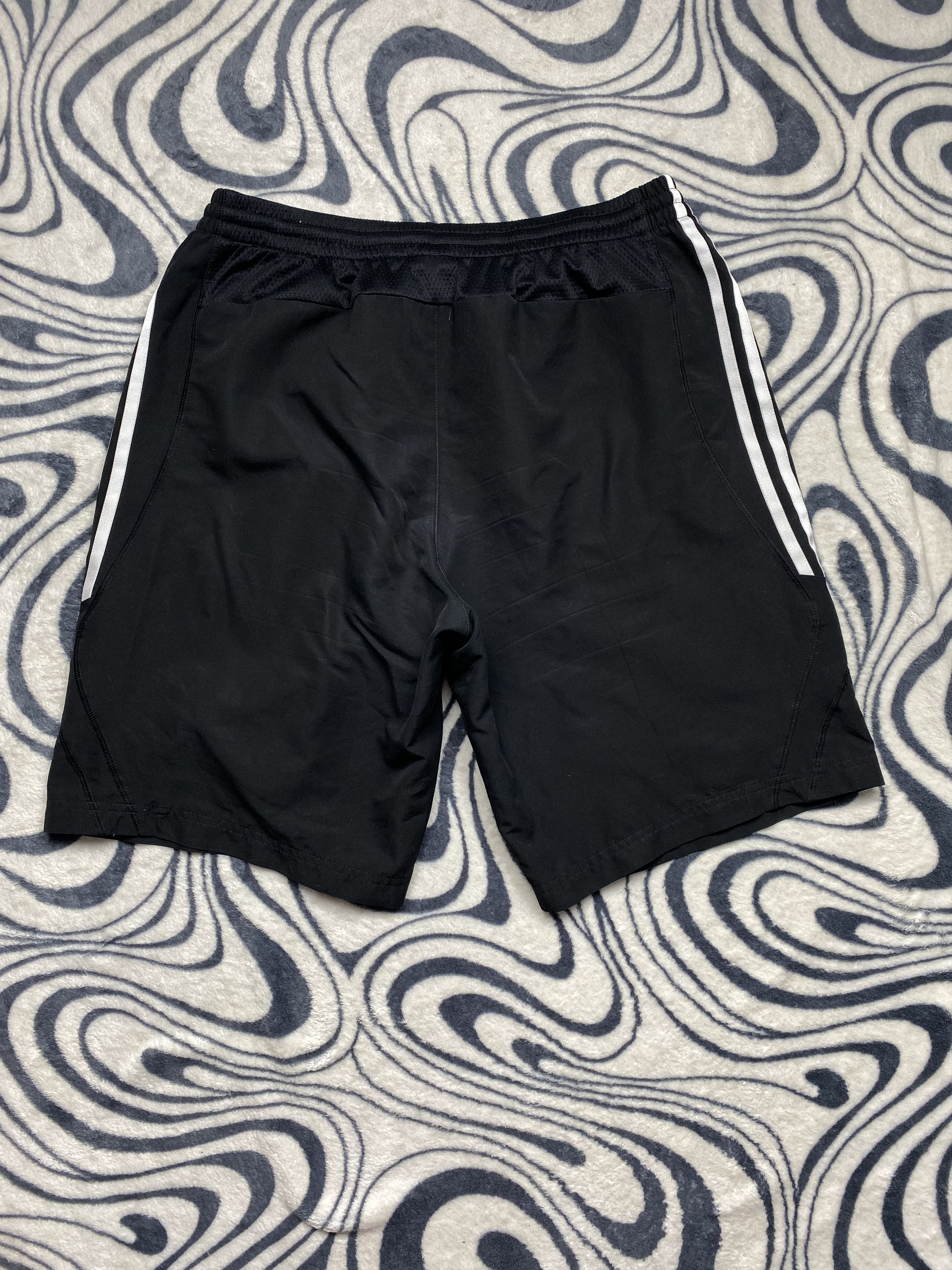Adidas × Vintage Adidas Vintage Mens Nylon Shorts Y2K Size US 34 / EU 50 - 6 Thumbnail