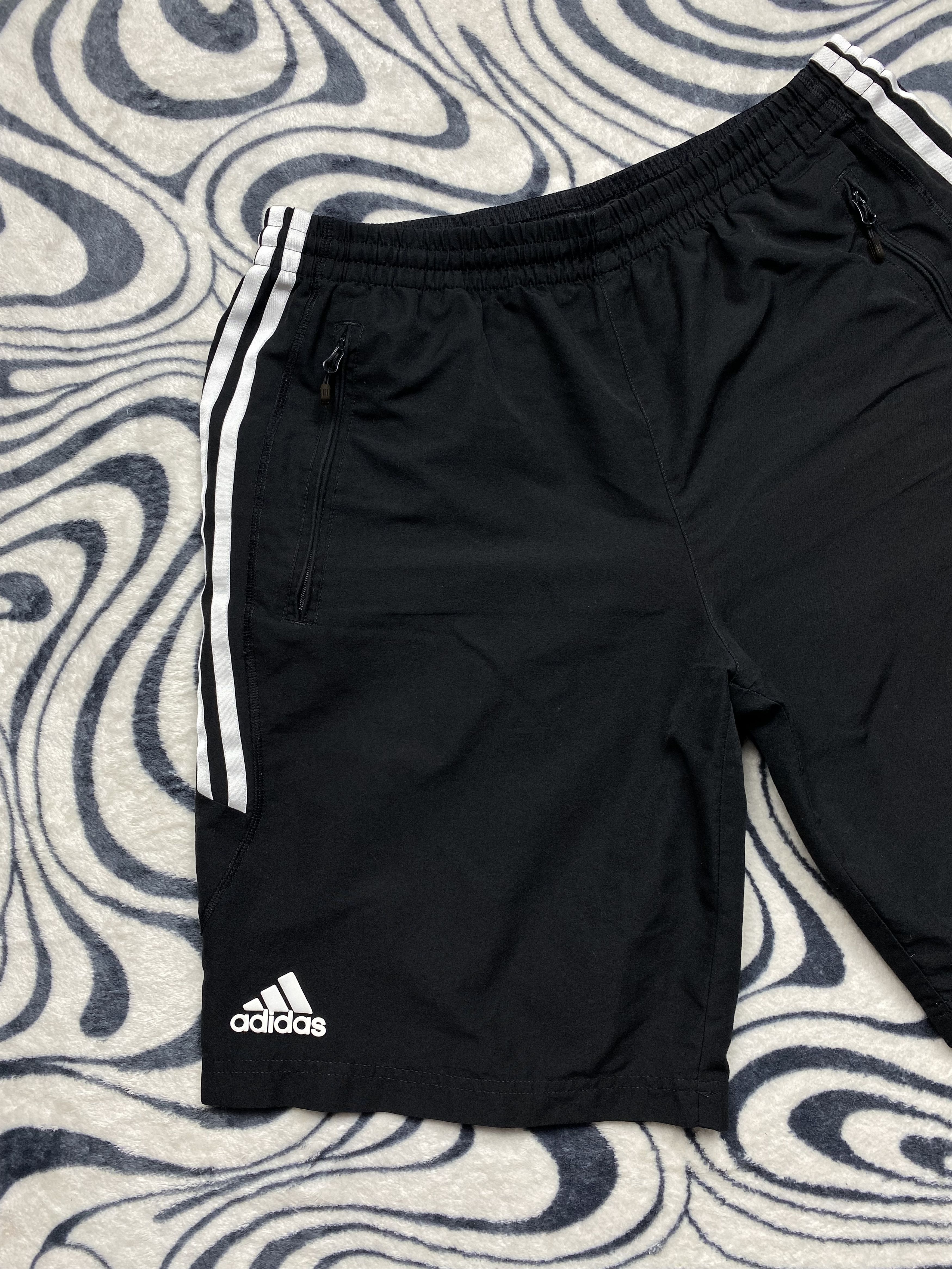 Adidas × Vintage Adidas Vintage Mens Nylon Shorts Y2K Size US 34 / EU 50 - 2 Thumbnail