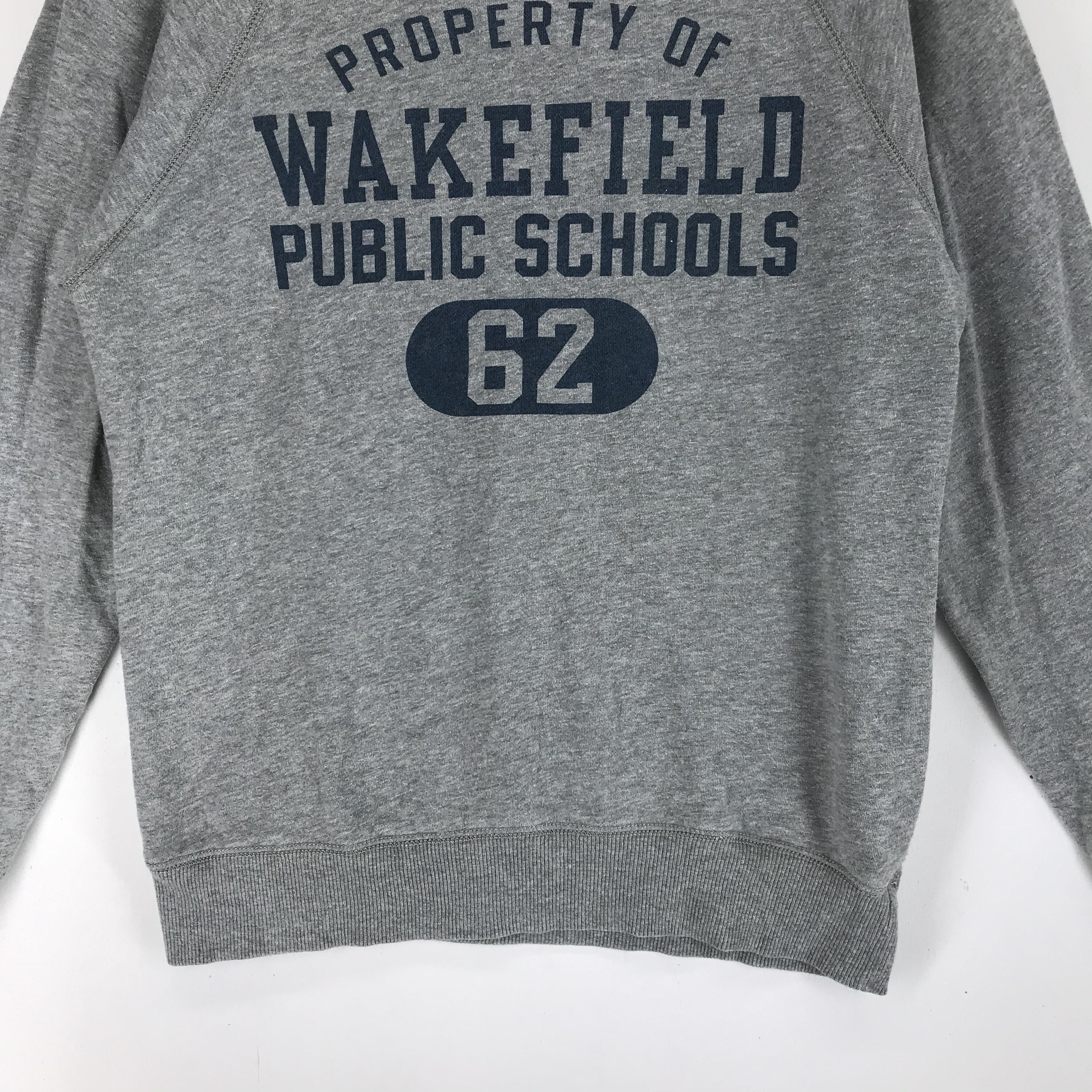 Champion Champion Wakefield Public School Sweatshirt #2168-84 Size US L / EU 52-54 / 3 - 4 Thumbnail