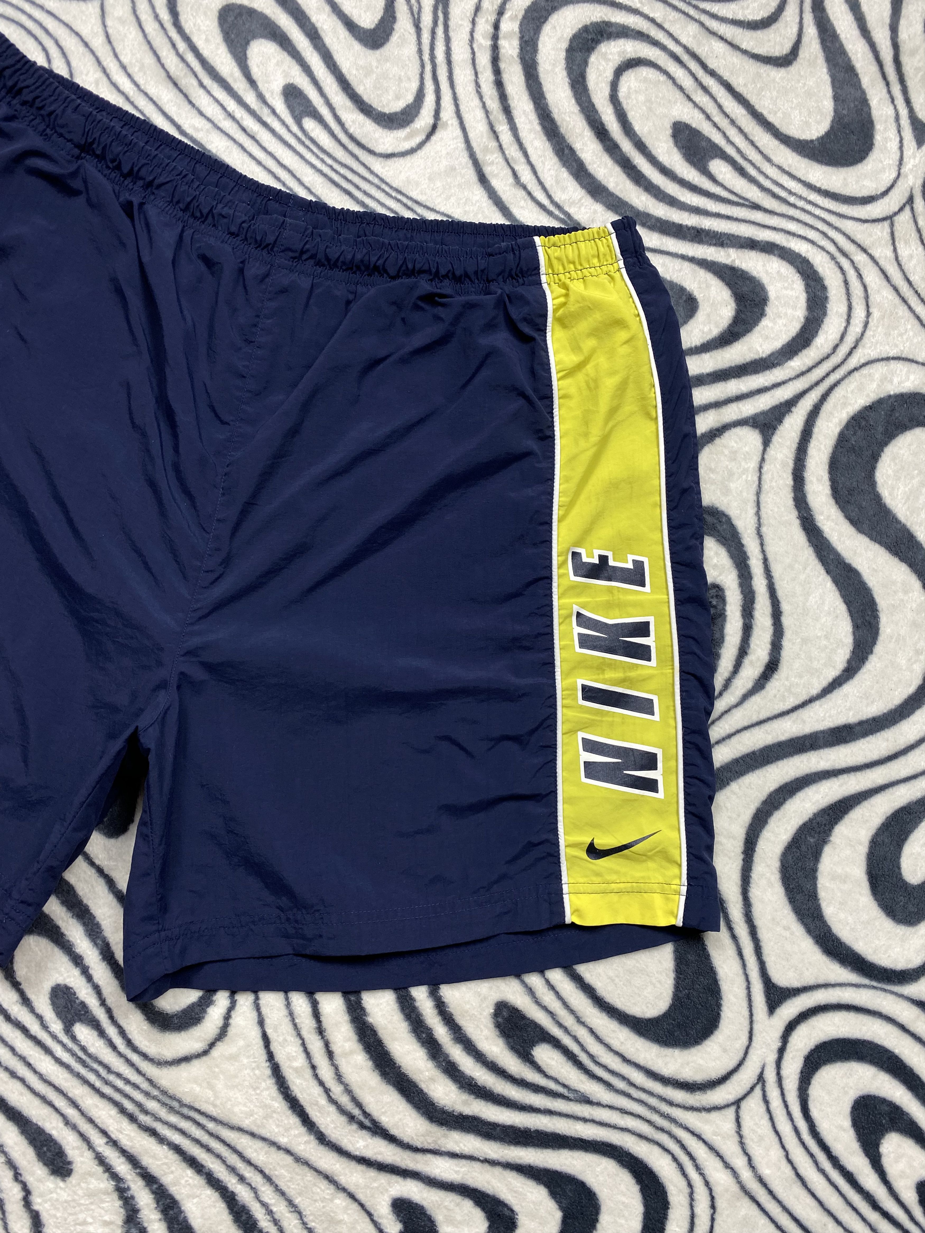 Nike × Vintage Nike 90s Vintage Mens Nylon Shorts Size US 38 / EU 54 - 2 Thumbnail