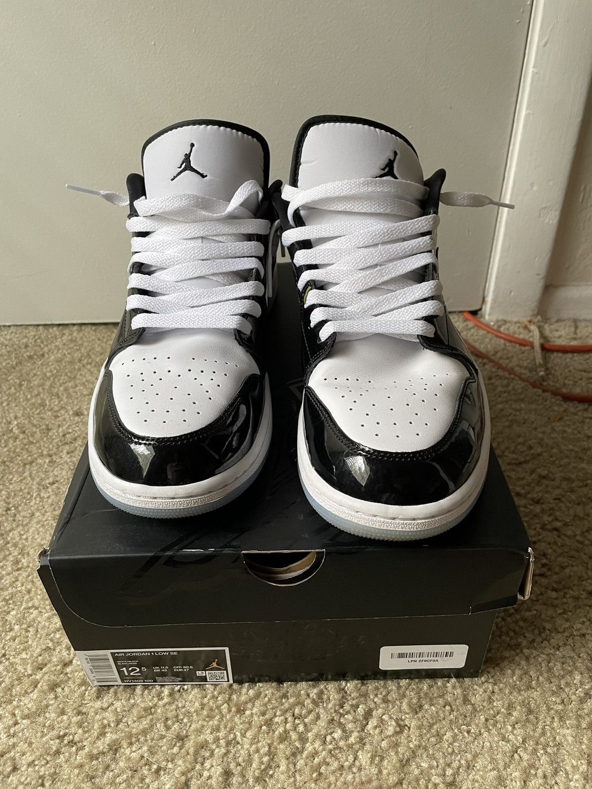 Jordan Brand × Nike Jordan 1 Low Concord Size US 12.5 / EU 45-46 - 2 Thumbnail